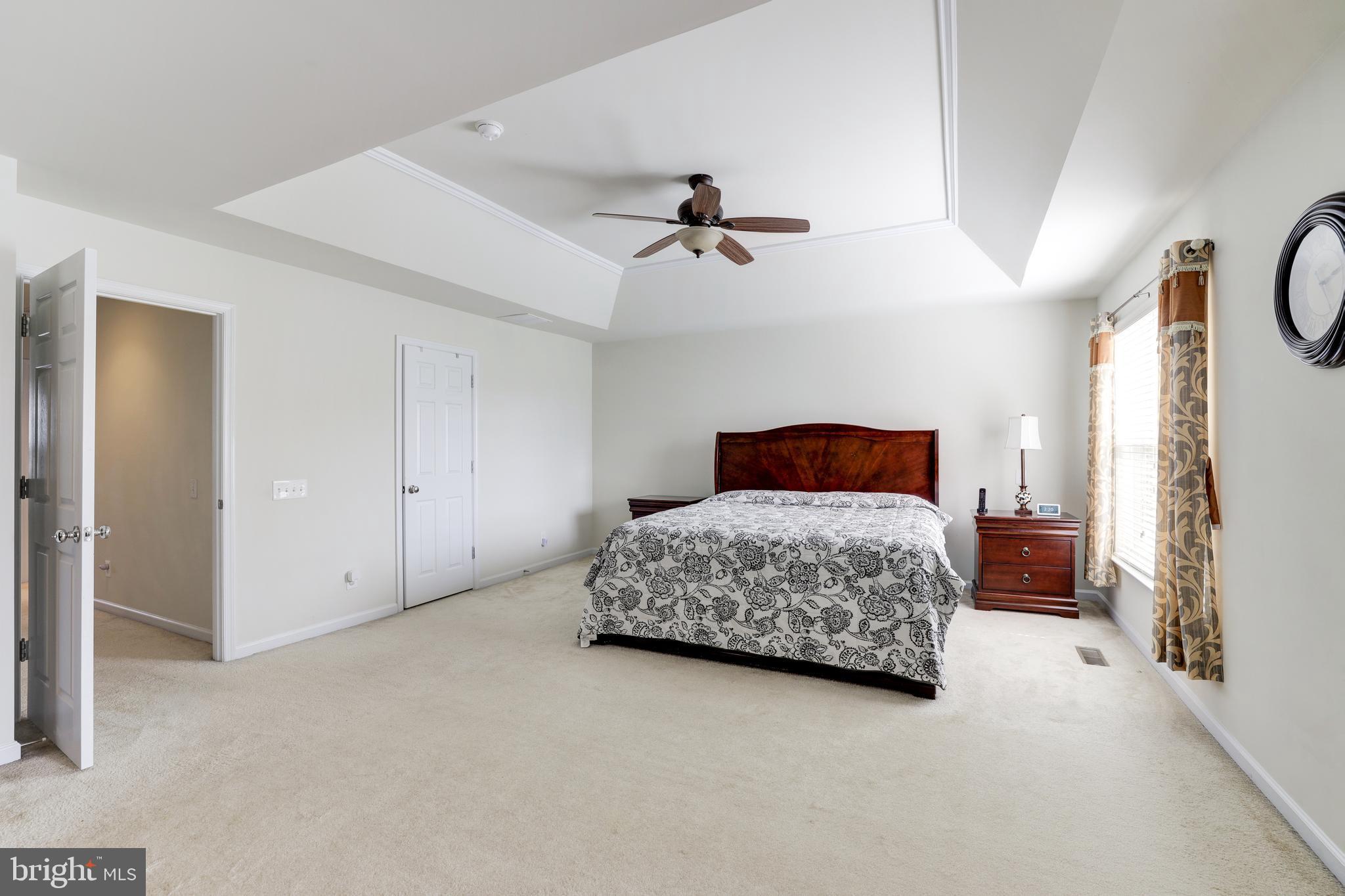 EAST GATE - Residential Lease