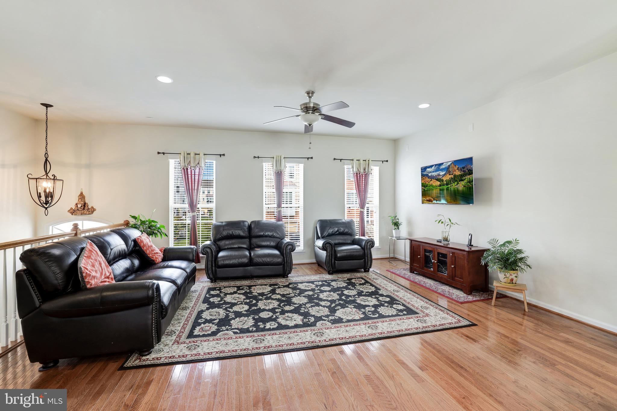 EAST GATE - Residential Lease