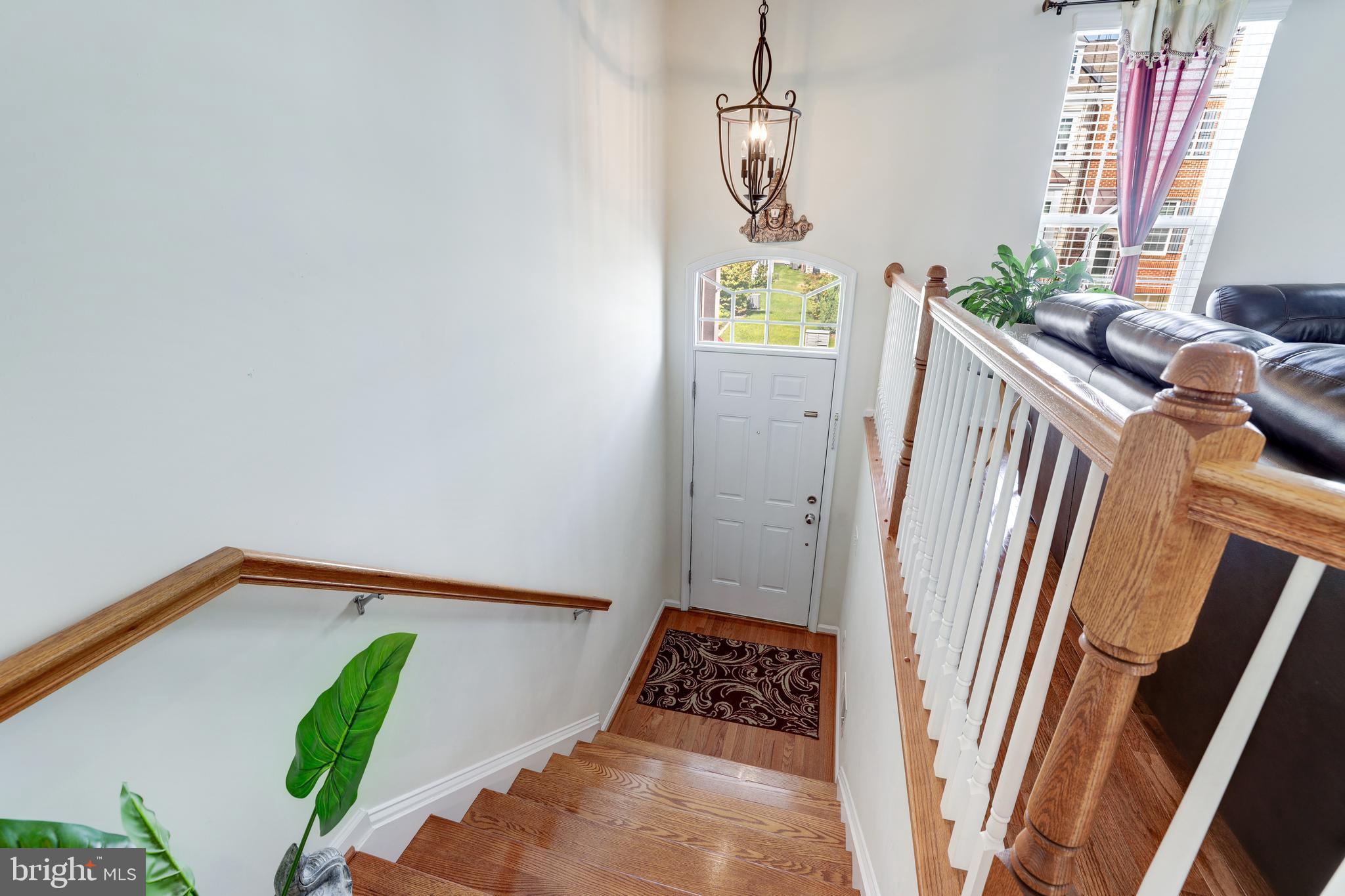 EAST GATE - Residential Lease