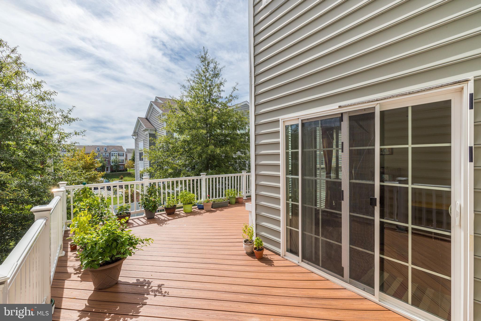 EAST GATE - Residential Lease