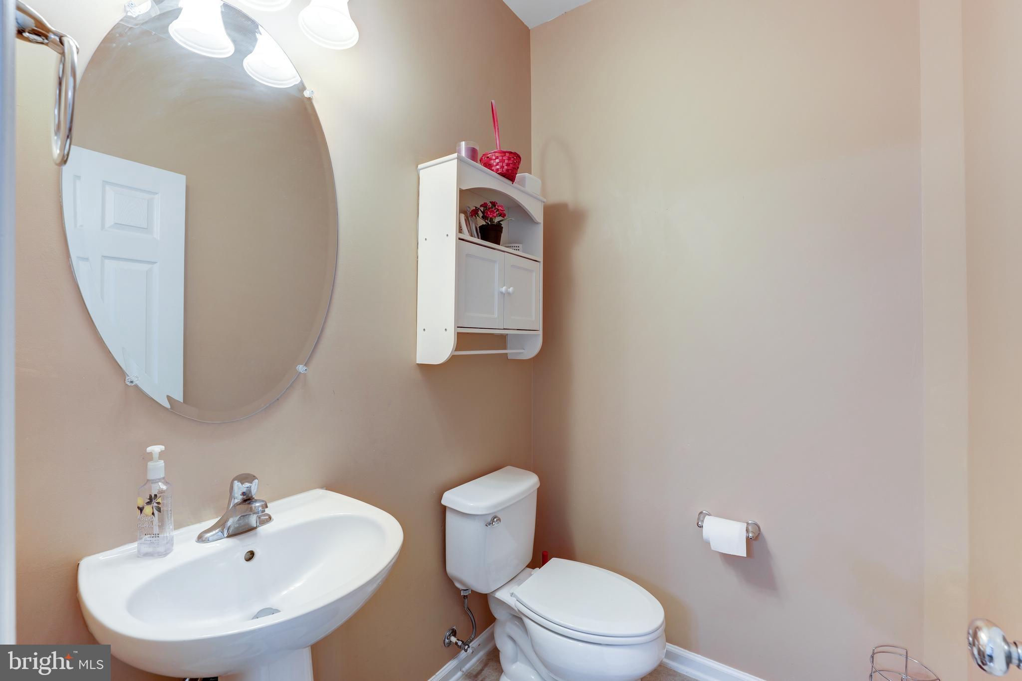 EAST GATE - Residential Lease