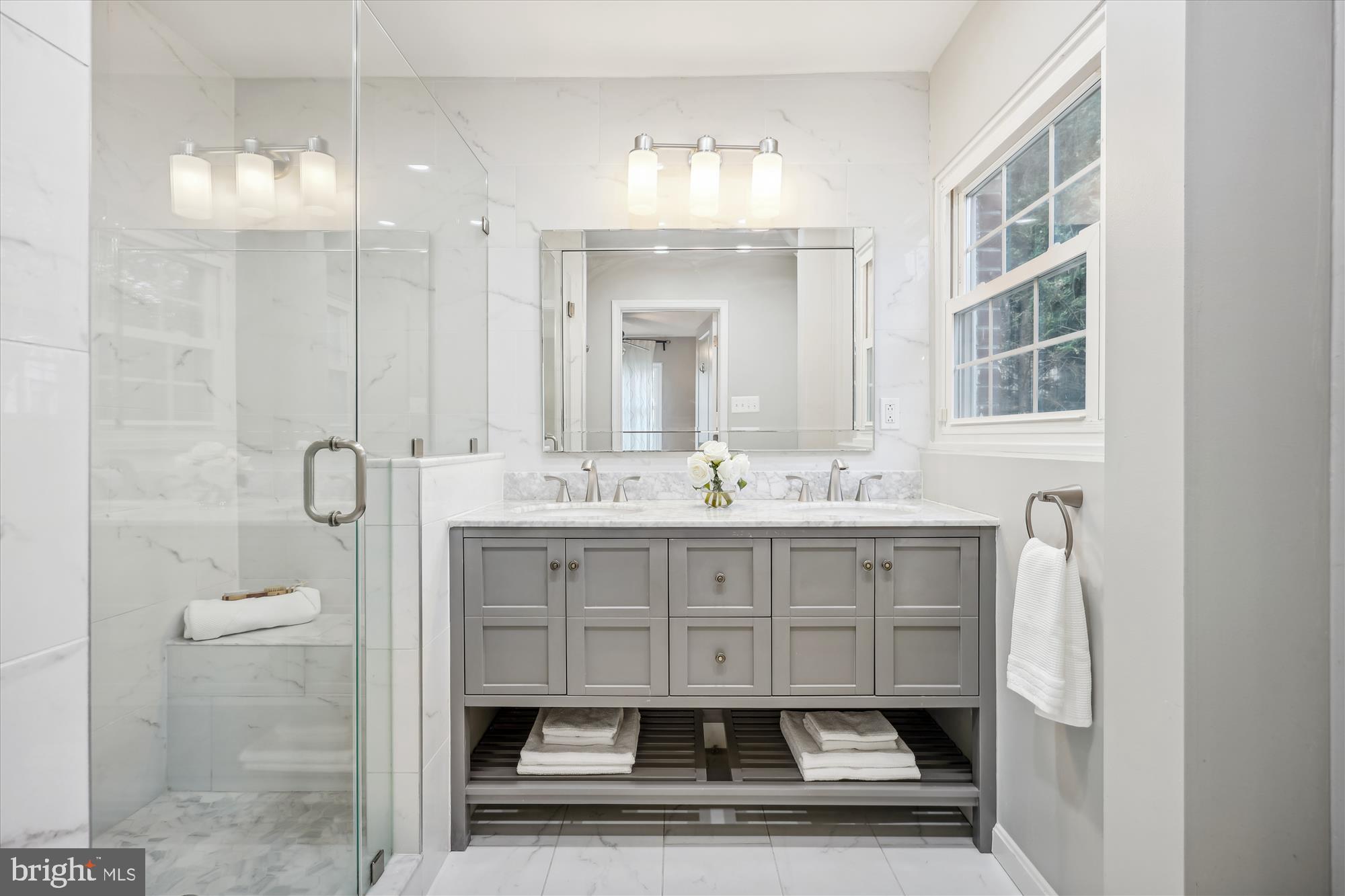 STEPHEN KNOLLS - Residential