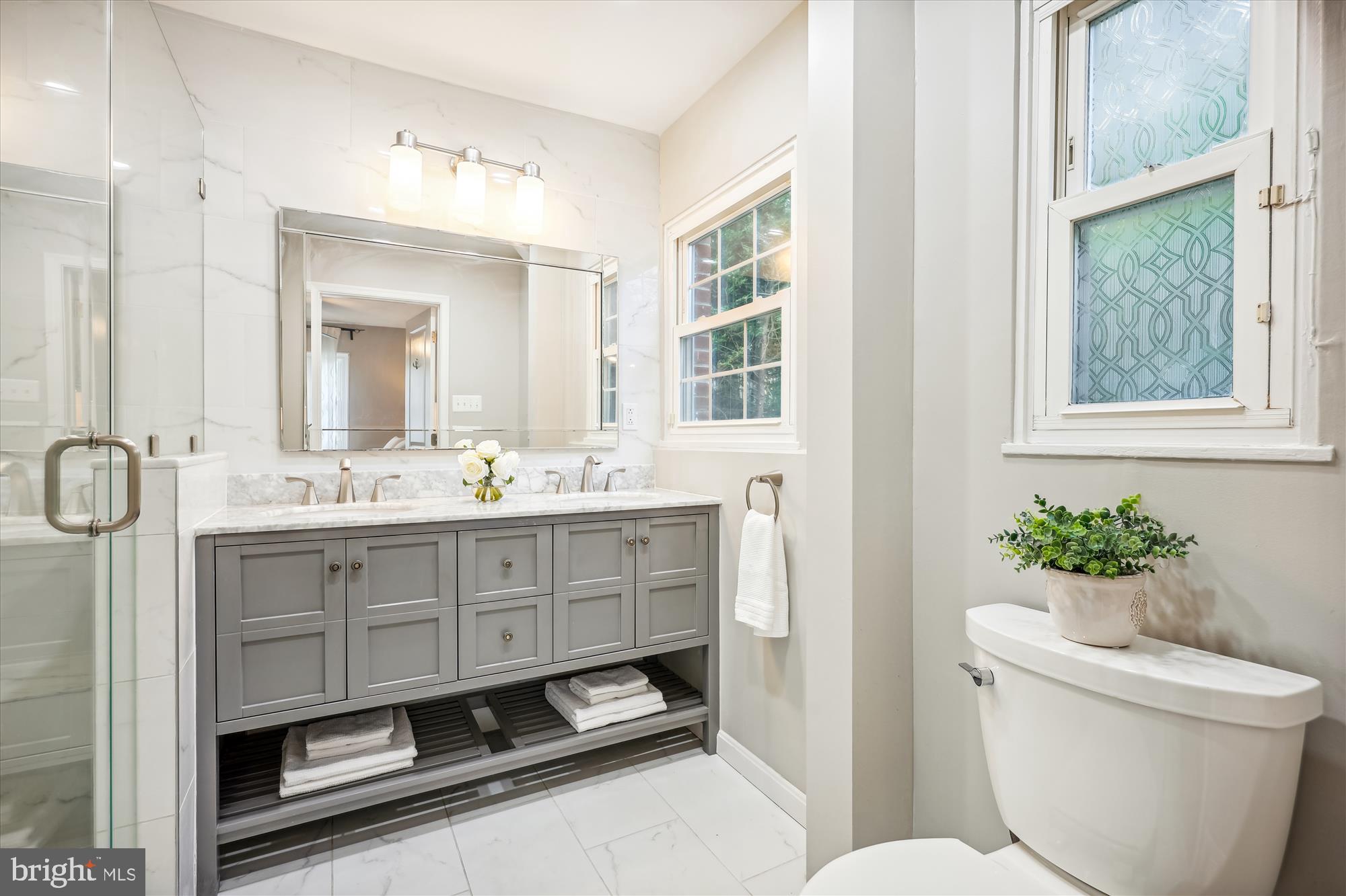 STEPHEN KNOLLS - Residential