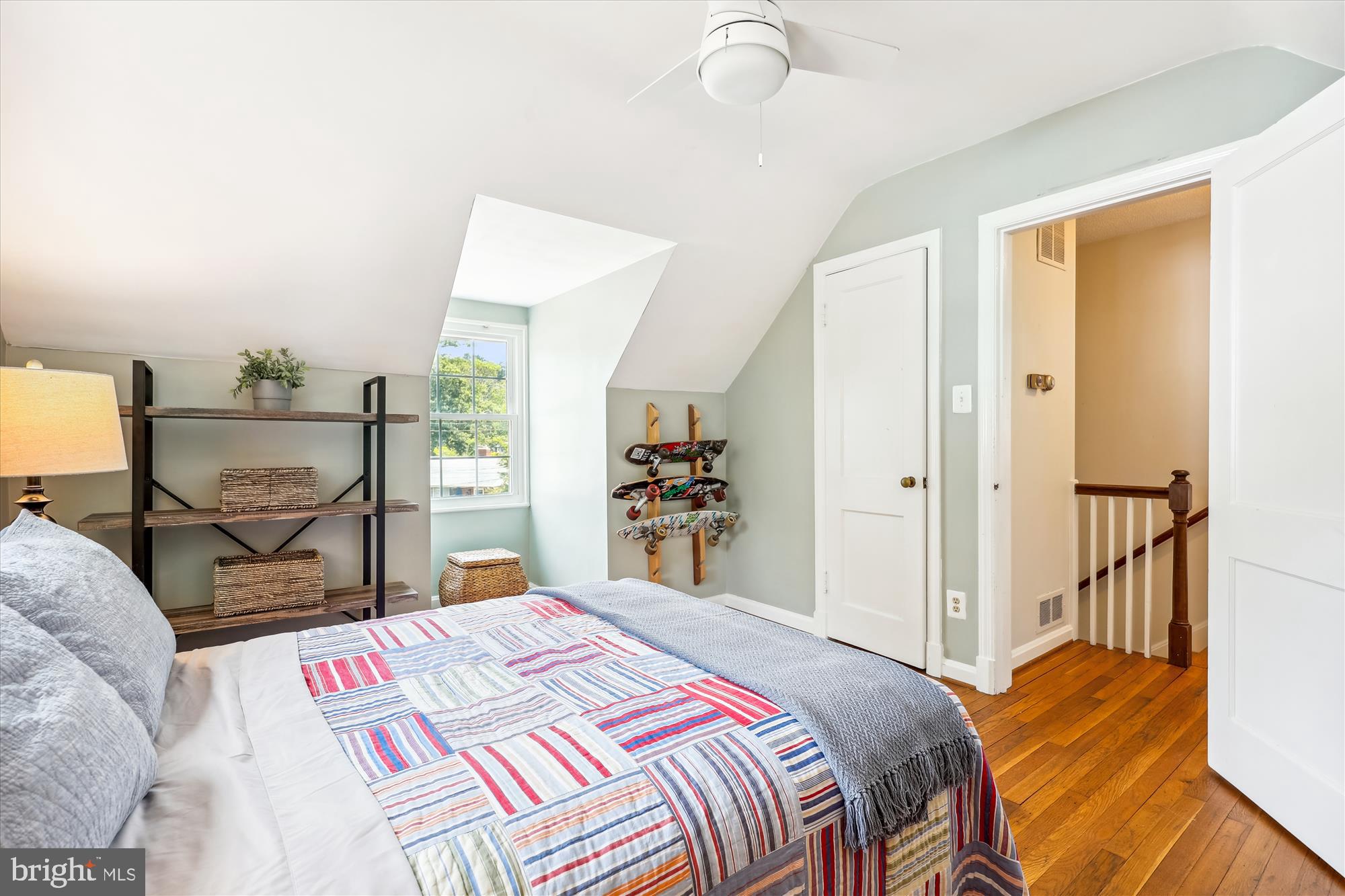 STEPHEN KNOLLS - Residential