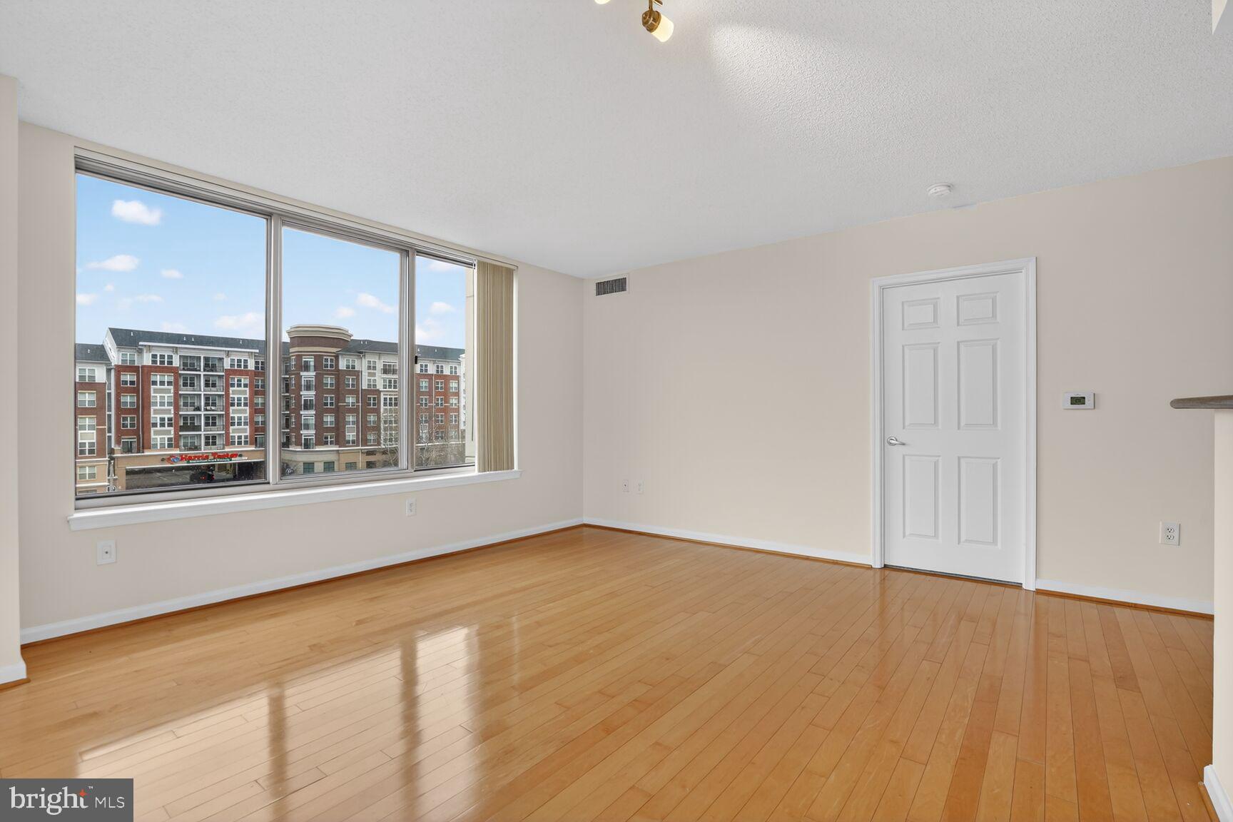 WILTON HOUSE - Residential