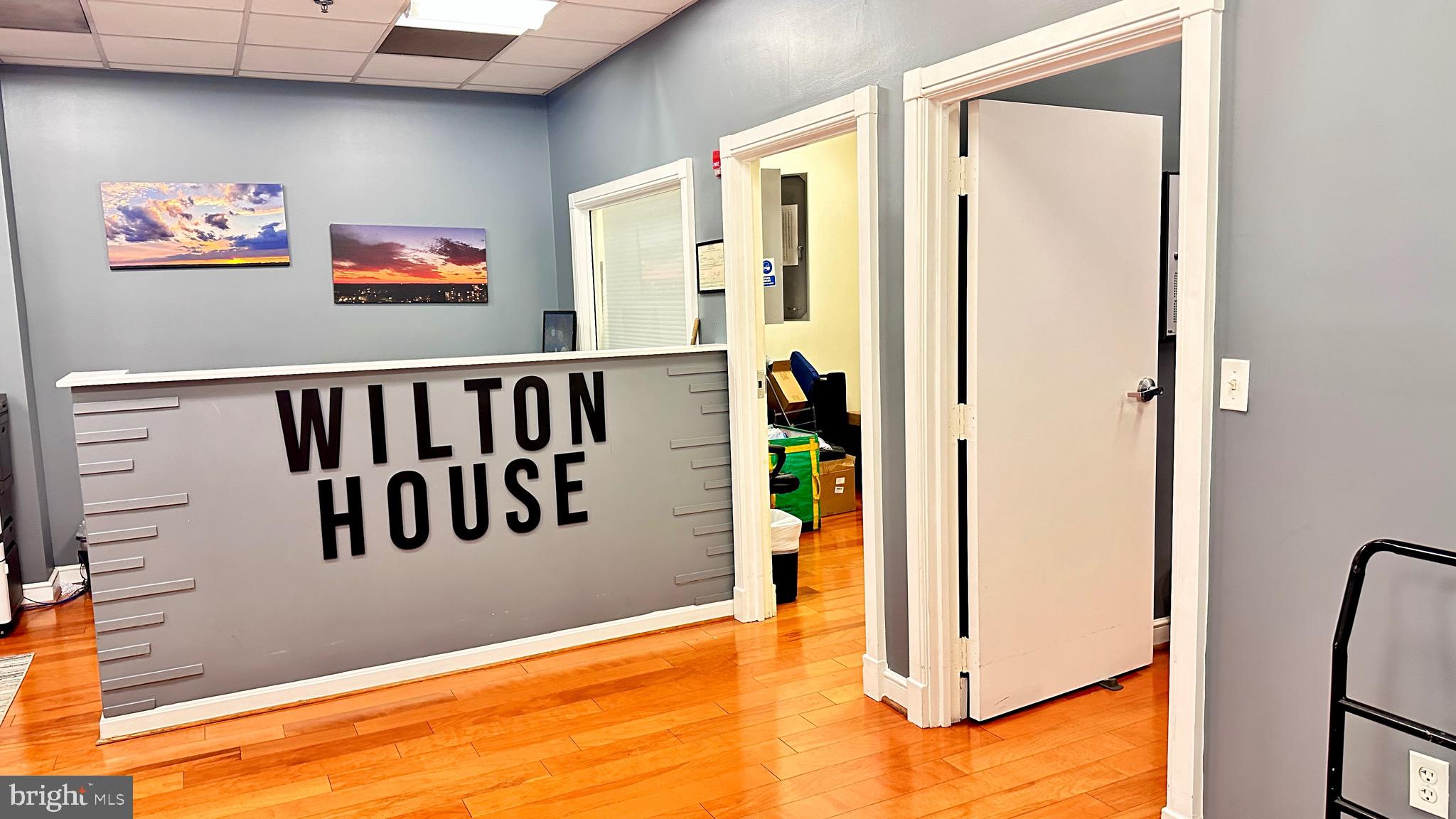 WILTON HOUSE - Residential