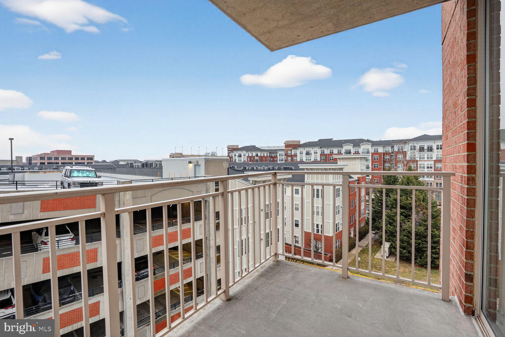 WILTON HOUSE - Residential