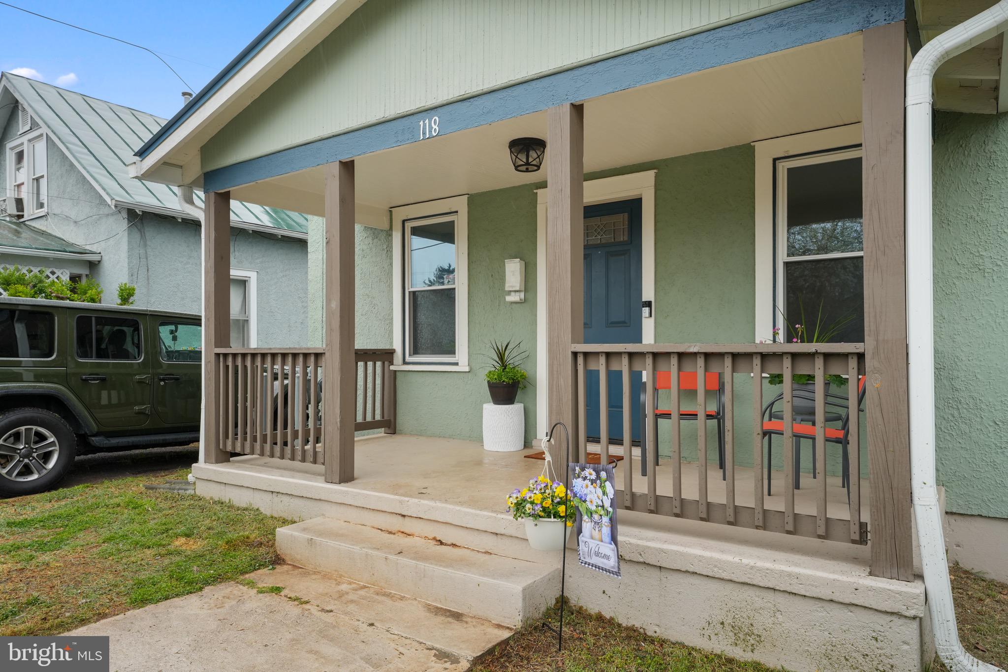 118 W EDMONDSON STREET