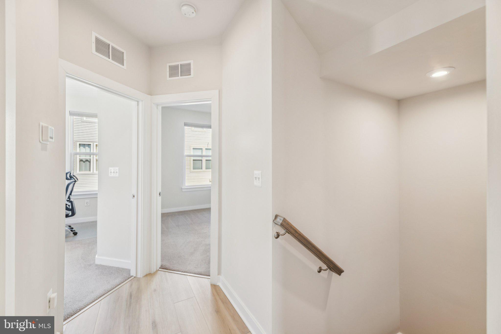 RIVERFRONT - Residential