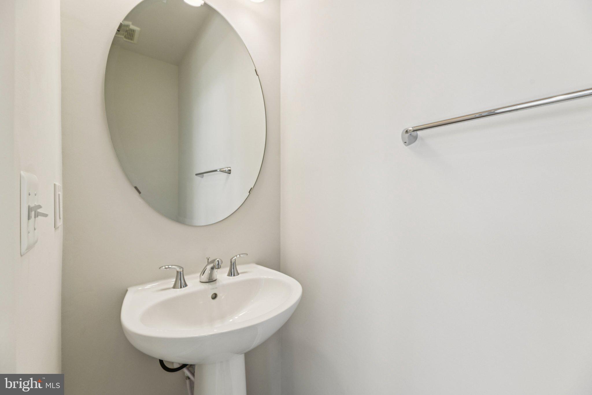 RIVERFRONT - Residential