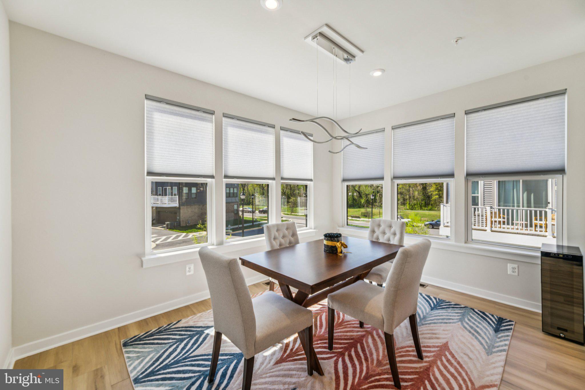 RIVERFRONT - Residential