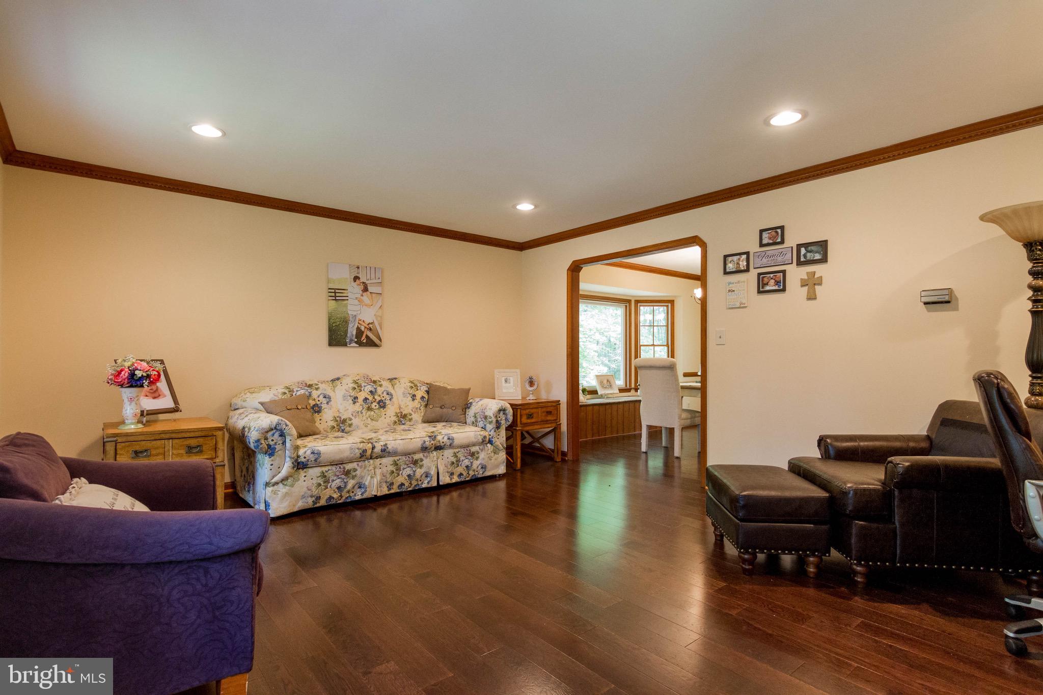 NINE MILE RUN - Residential