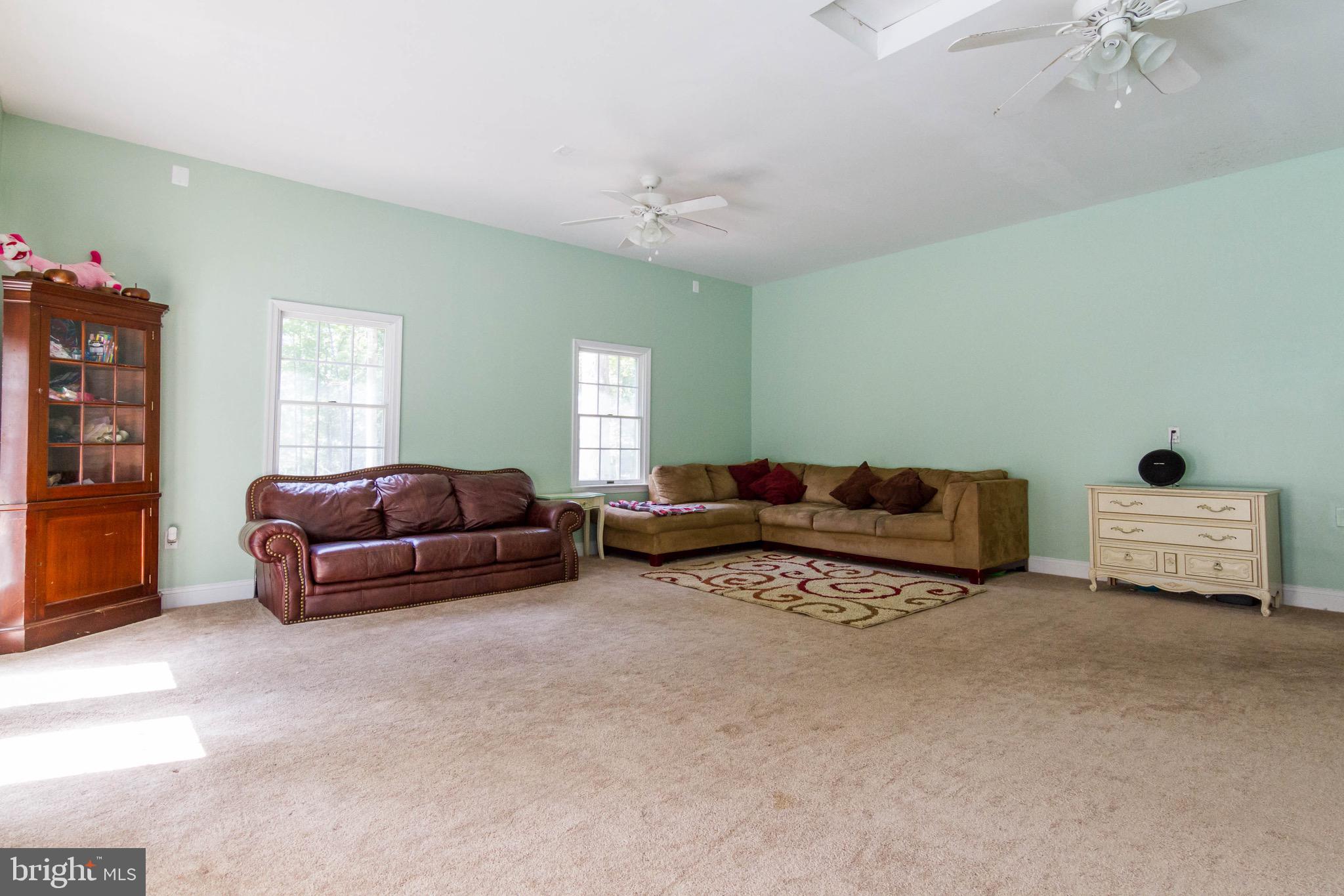 NINE MILE RUN - Residential