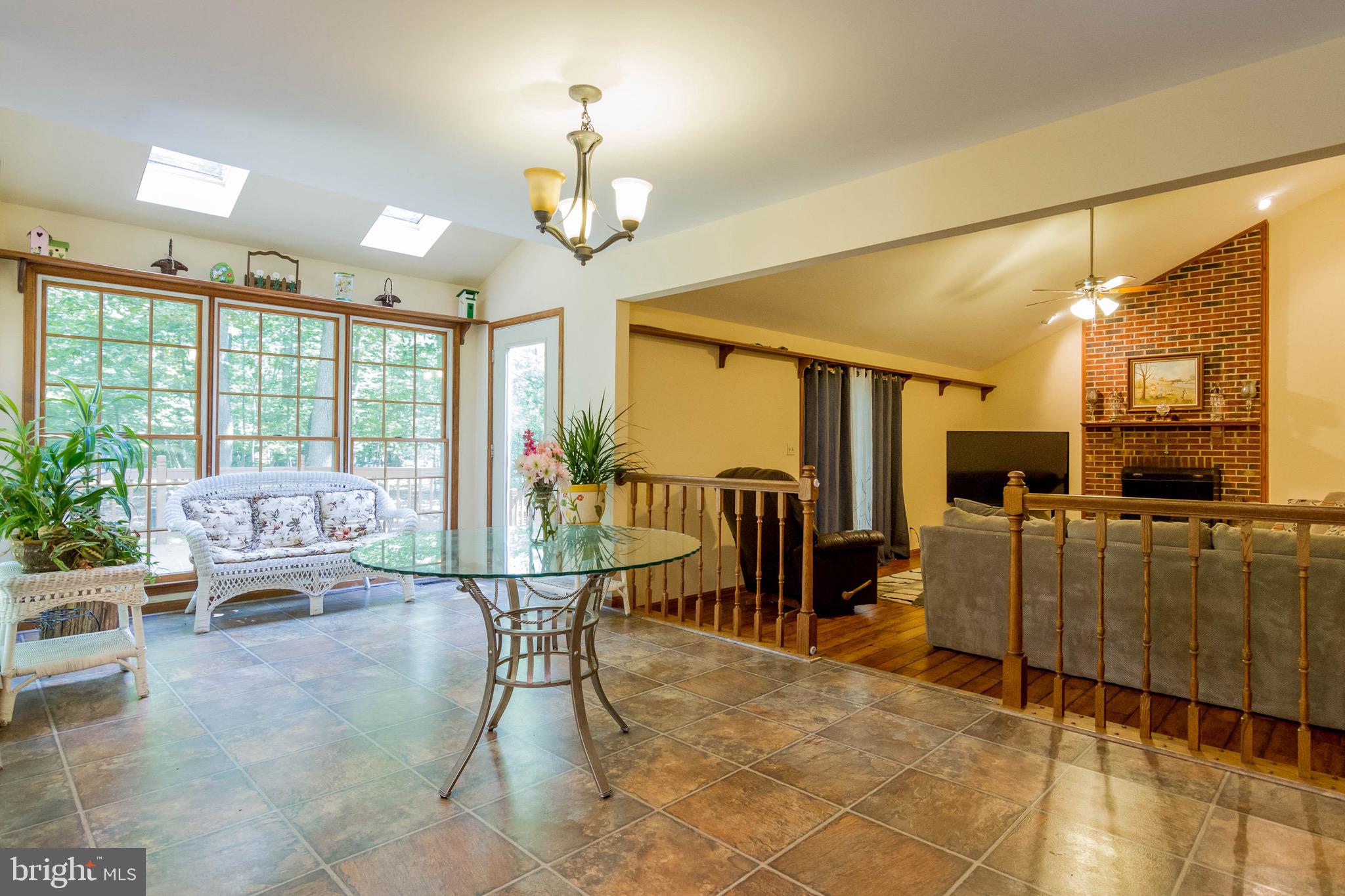 NINE MILE RUN - Residential