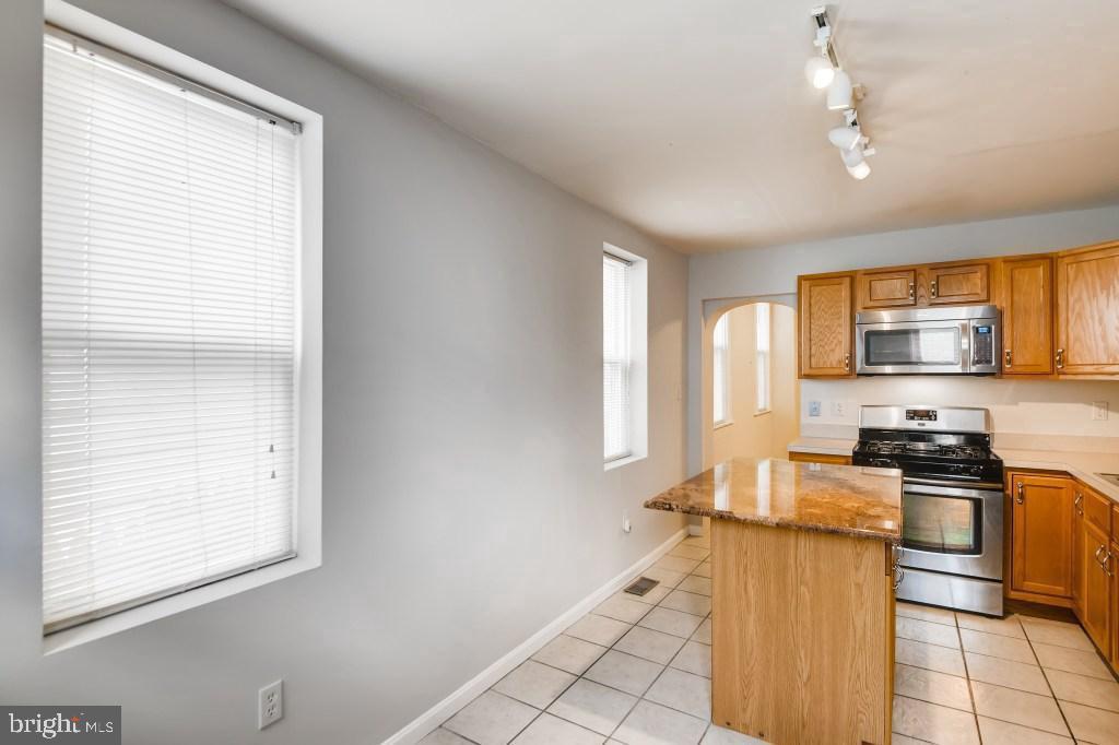 FEDERAL HILL SOUTH HISTORIC DISTRICT - Residential Lease