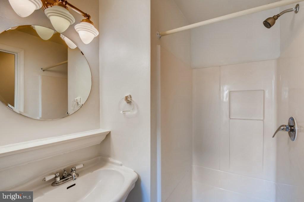 FEDERAL HILL SOUTH HISTORIC DISTRICT - Residential Lease