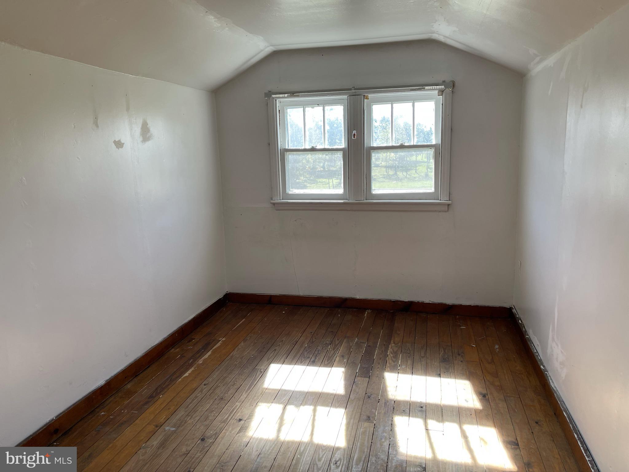 GARDEN CITY - Residential