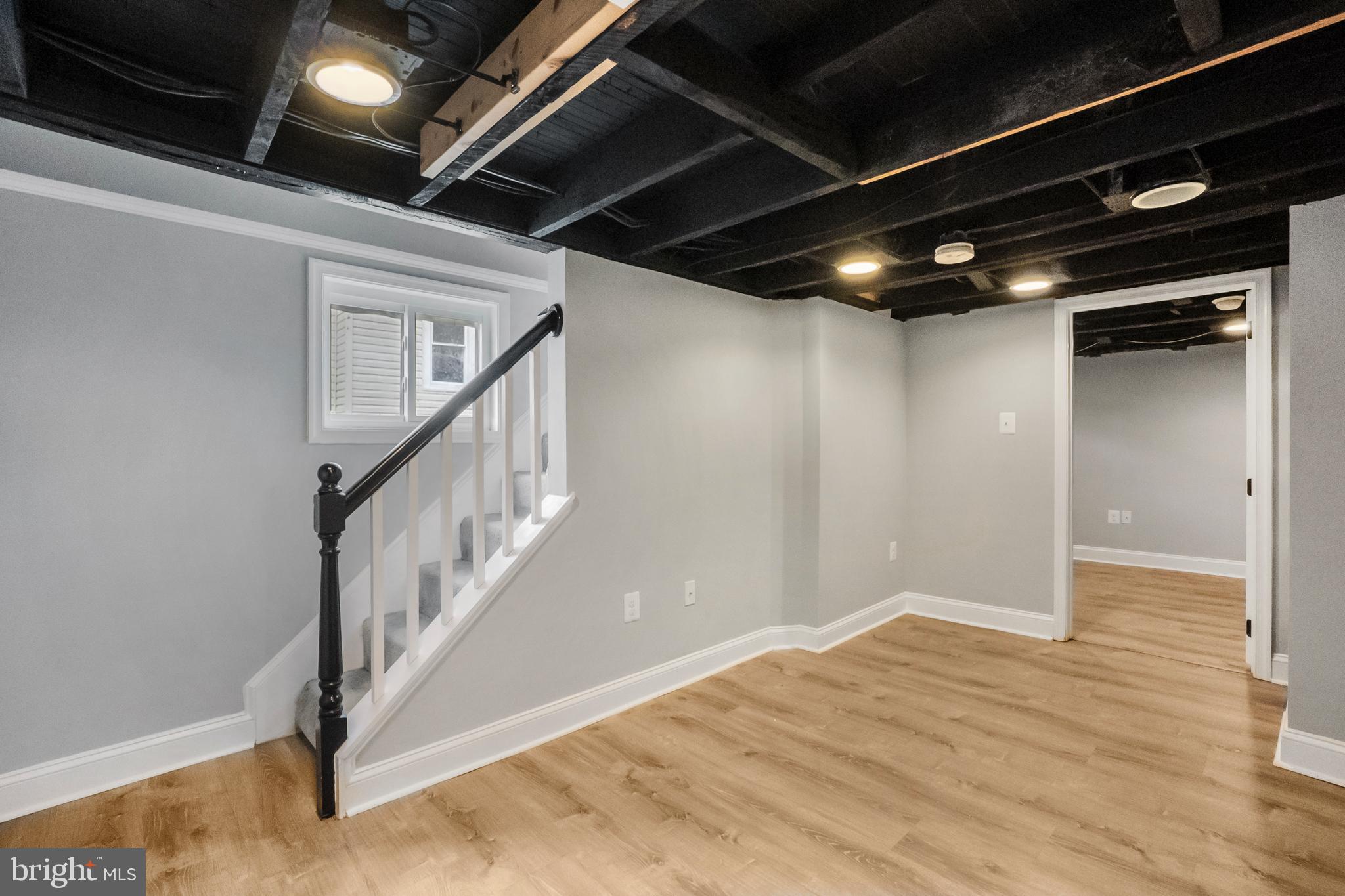 BELMAR/OVERLEA - Residential