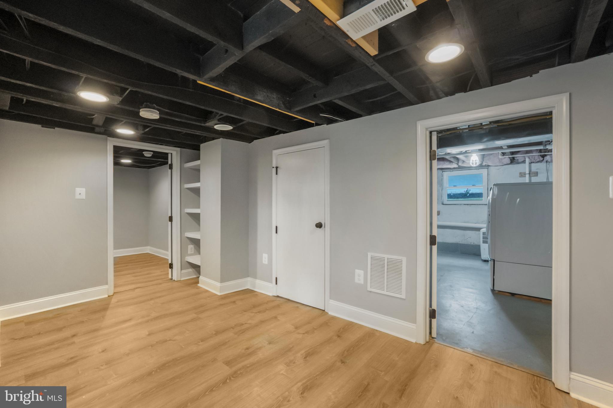 BELMAR/OVERLEA - Residential