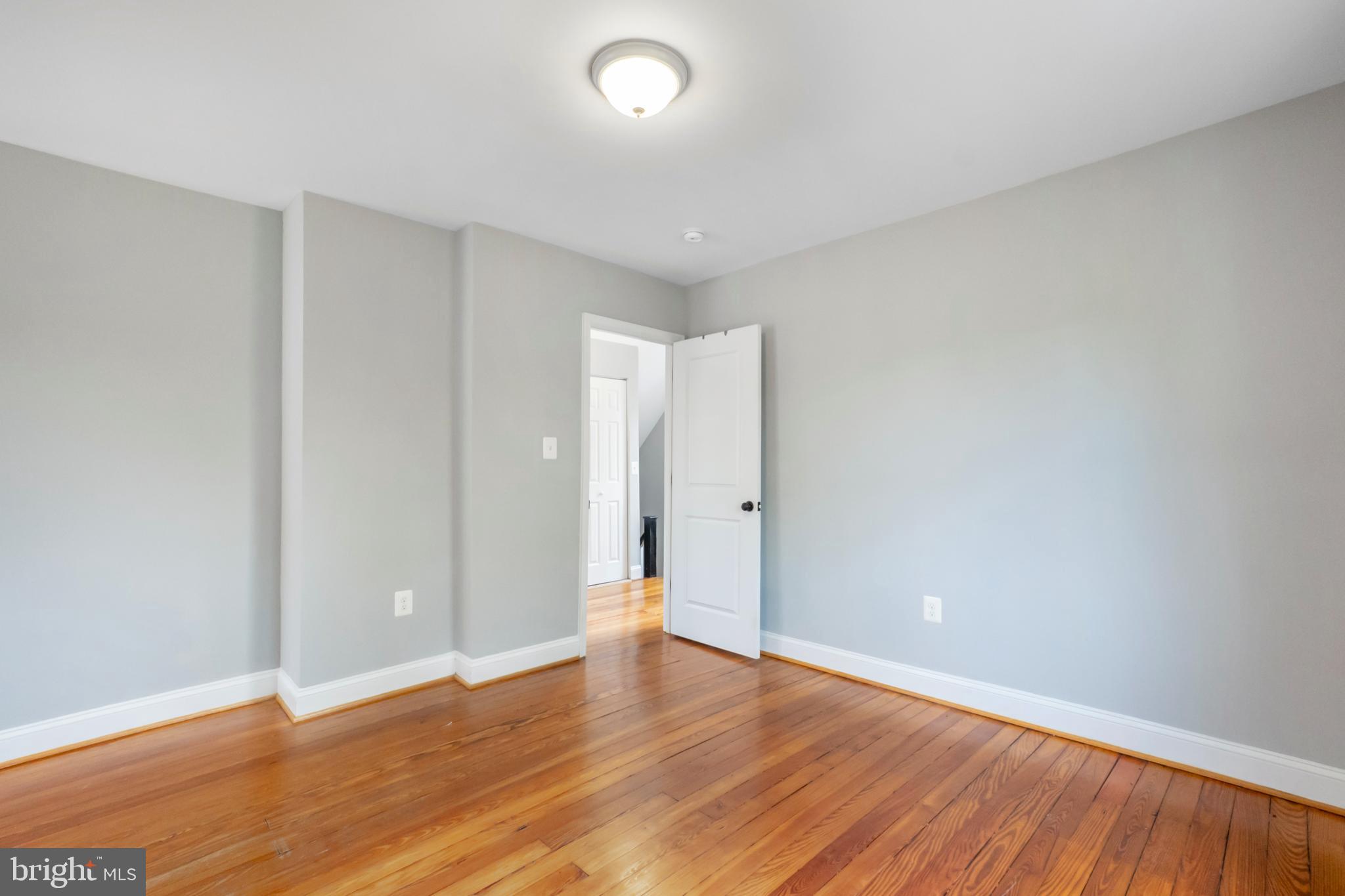BELMAR/OVERLEA - Residential