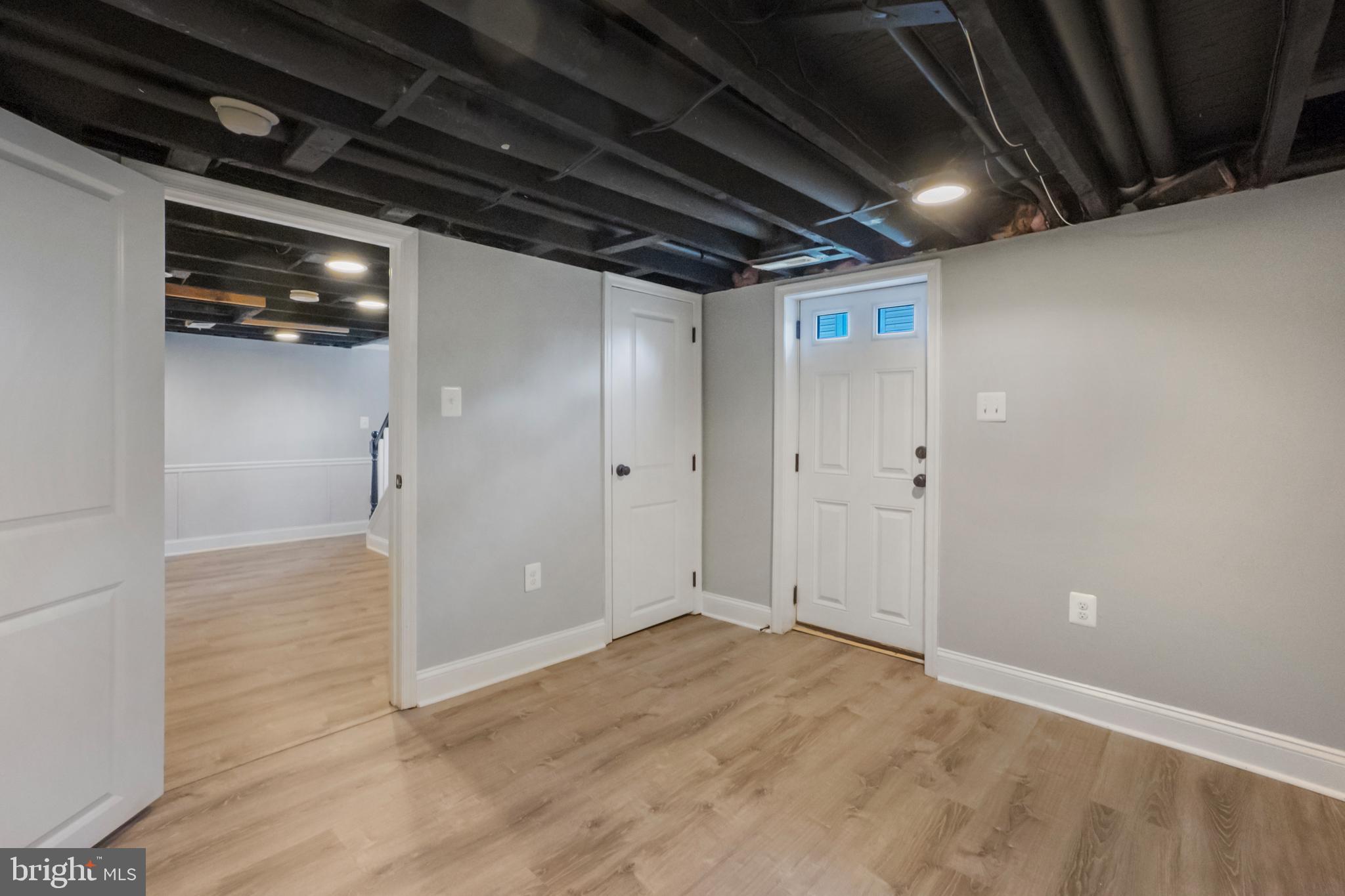 BELMAR/OVERLEA - Residential