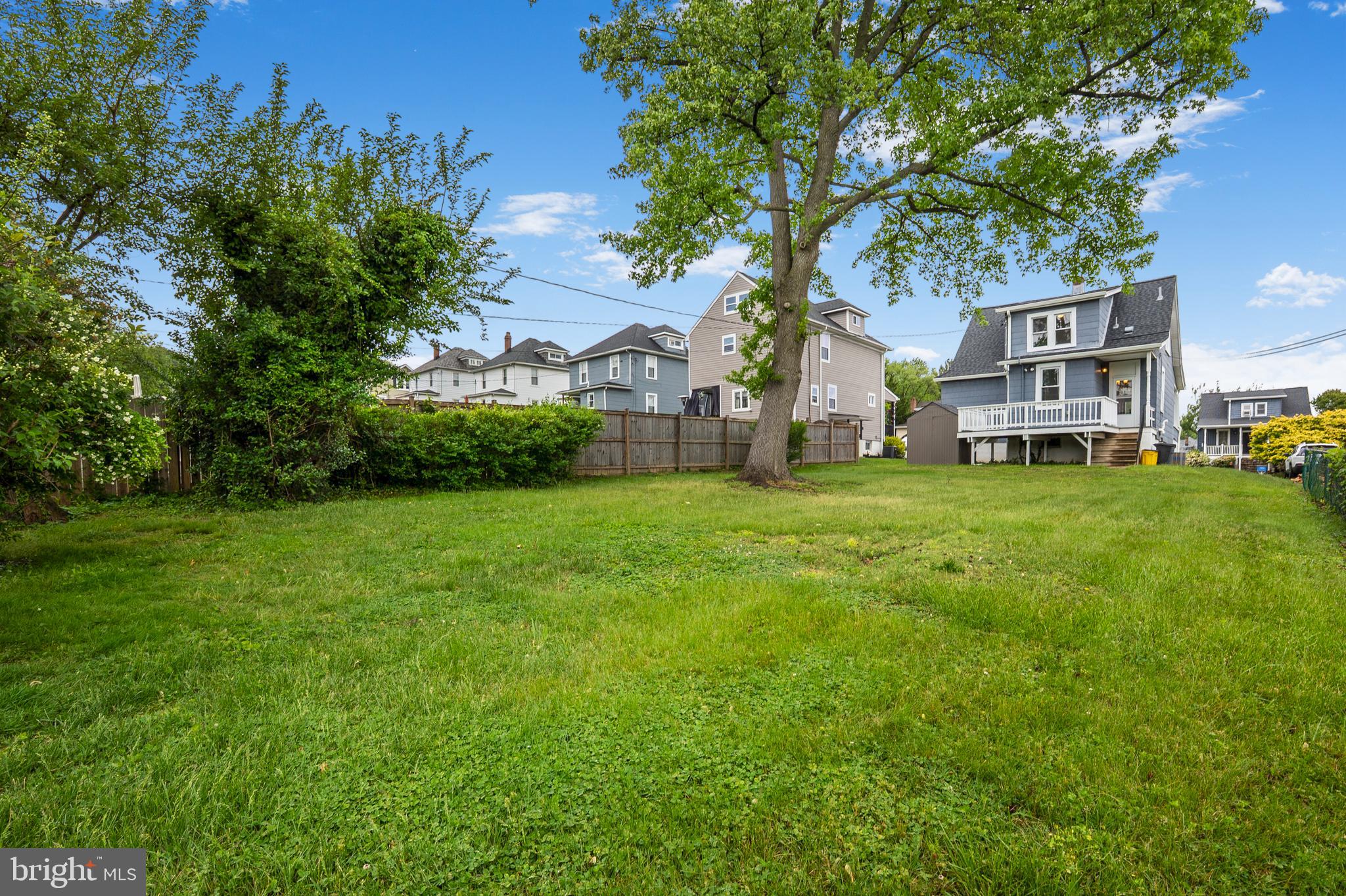 BELMAR/OVERLEA - Residential