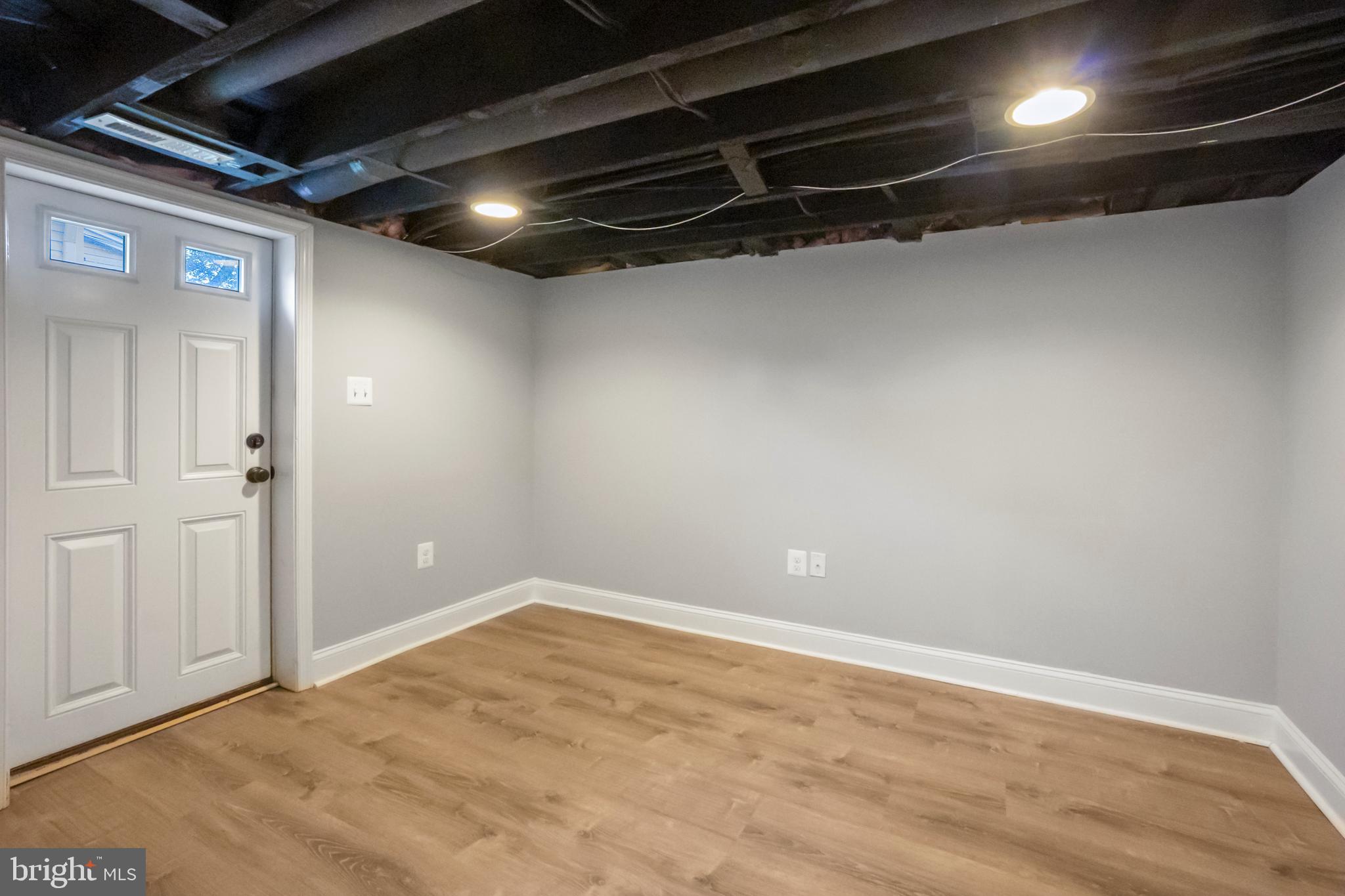 BELMAR/OVERLEA - Residential