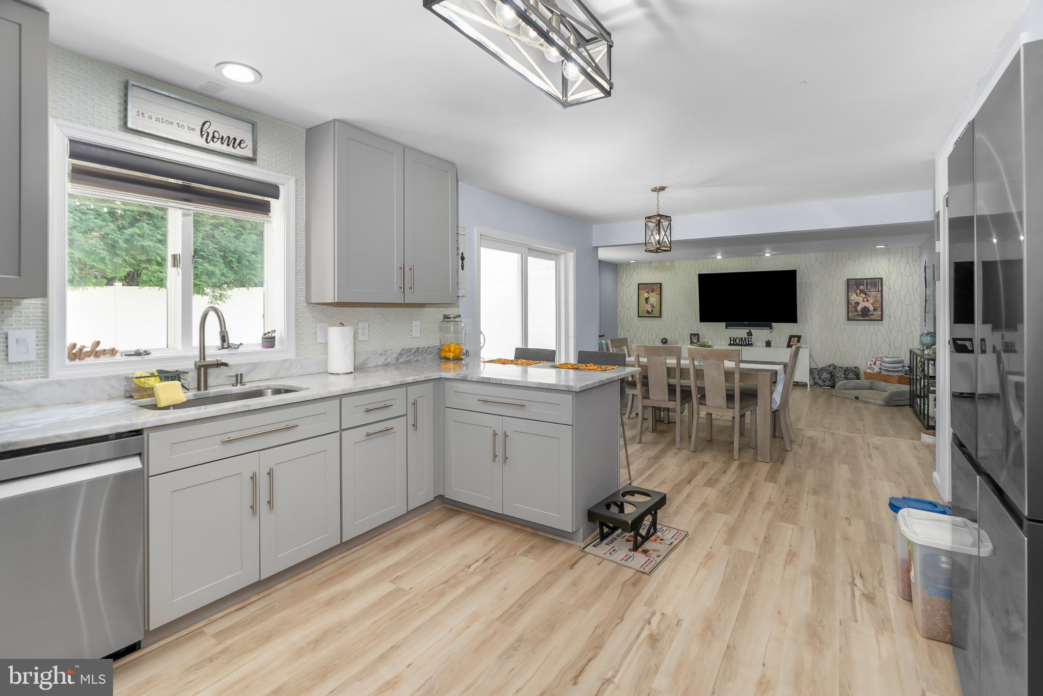 VELVET HILLS SOUTH - Residential