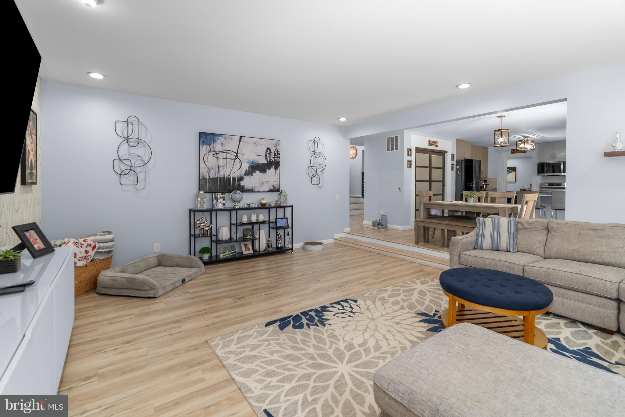 VELVET HILLS SOUTH - Residential