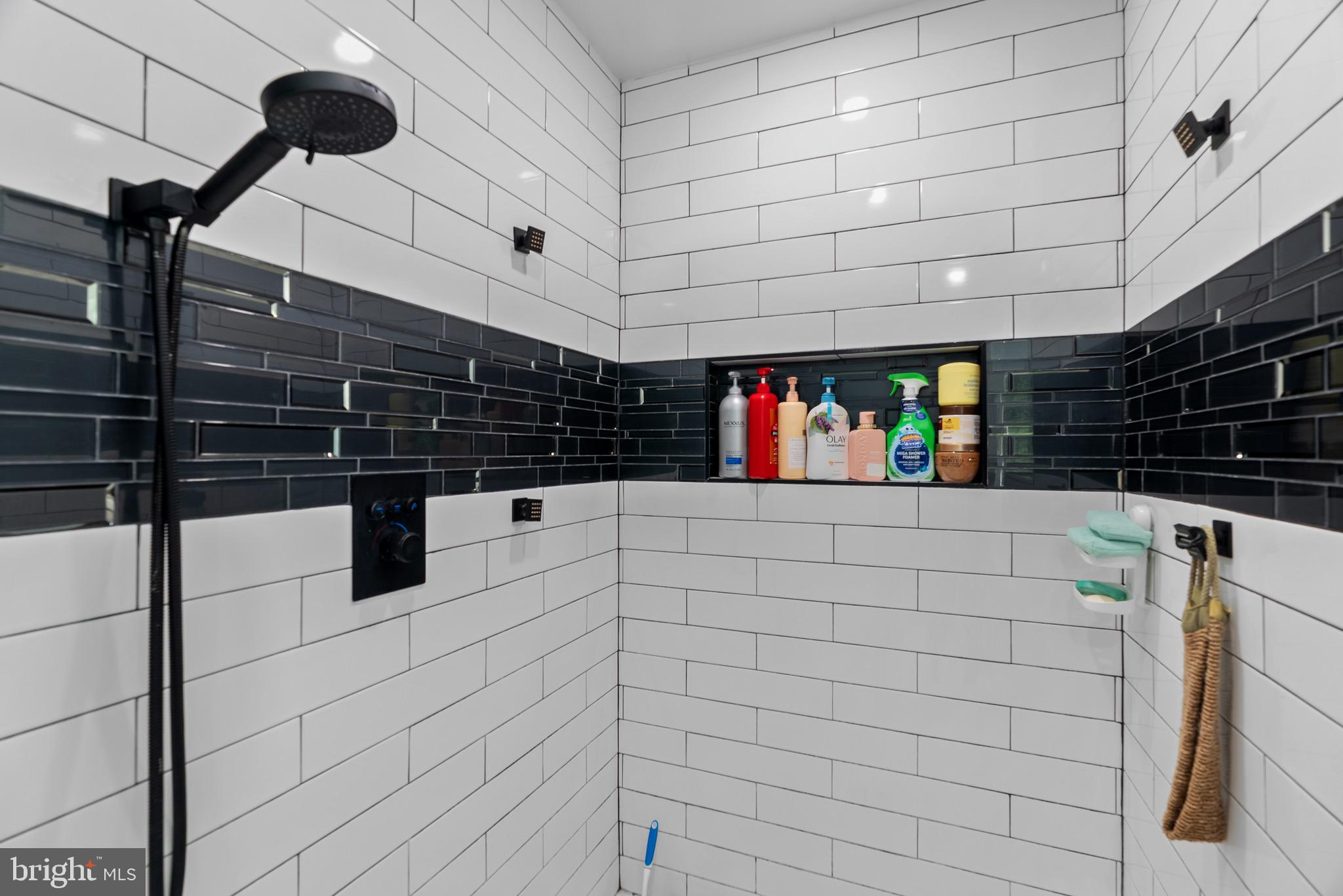 VELVET HILLS SOUTH - Residential
