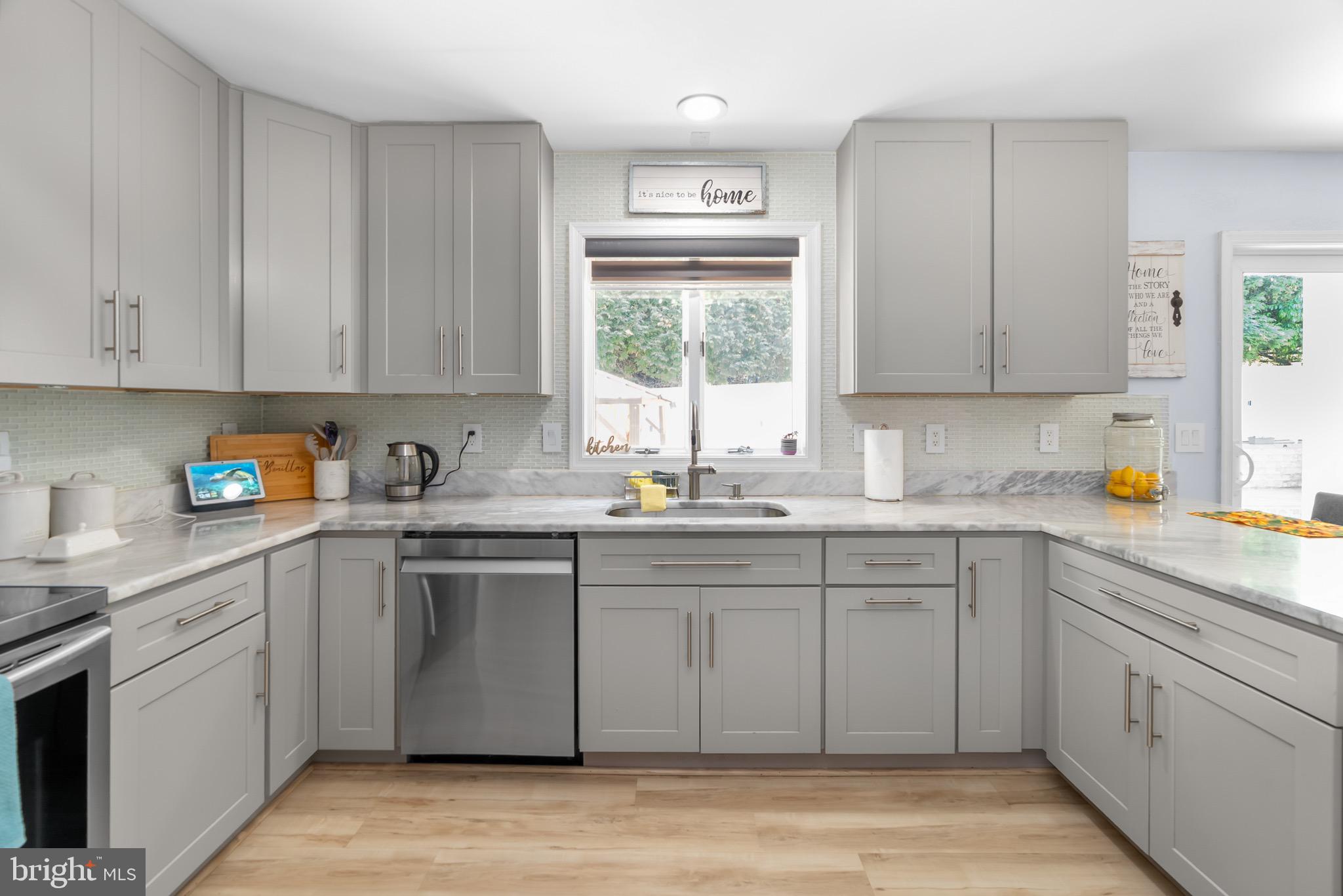 VELVET HILLS SOUTH - Residential