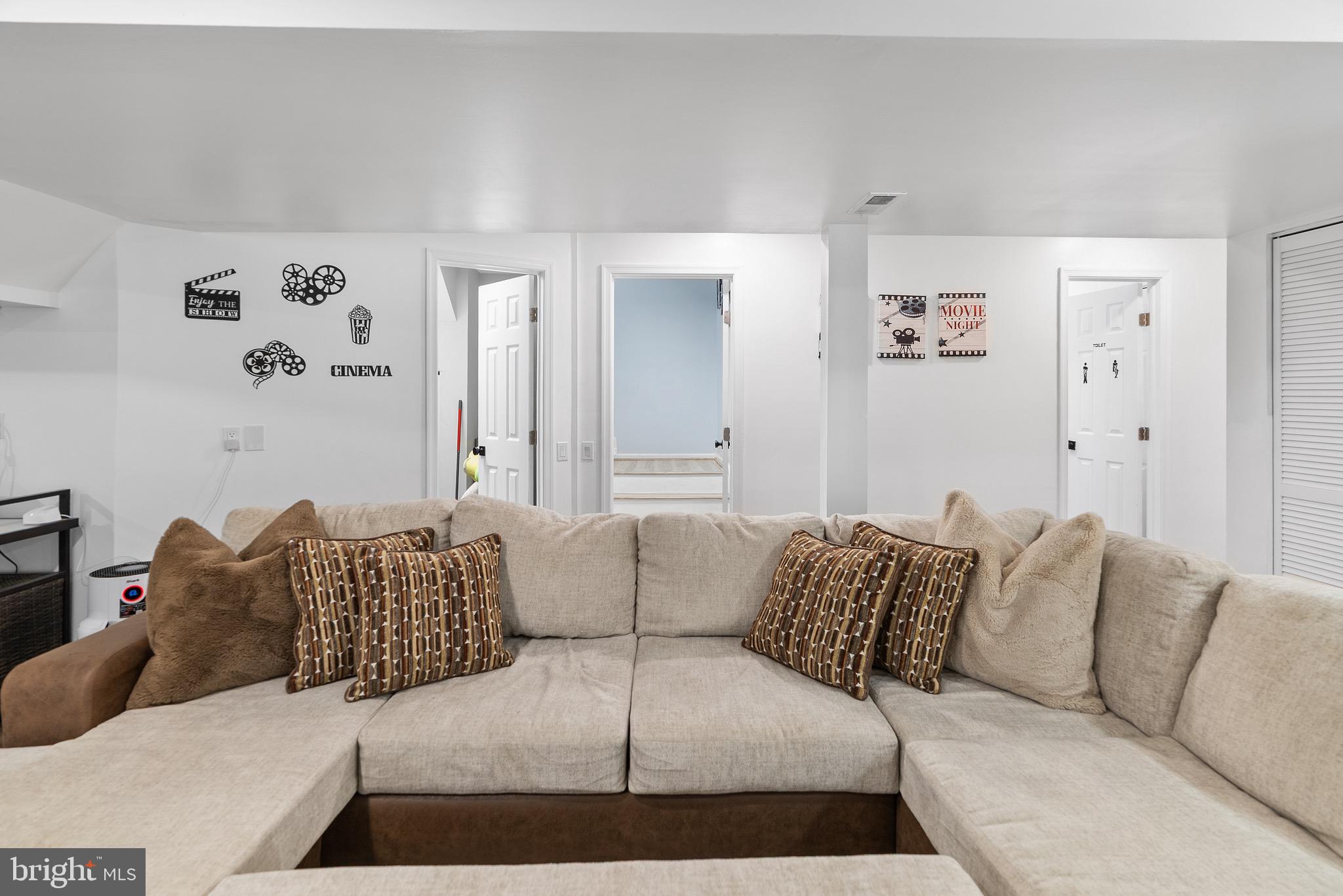 VELVET HILLS SOUTH - Residential
