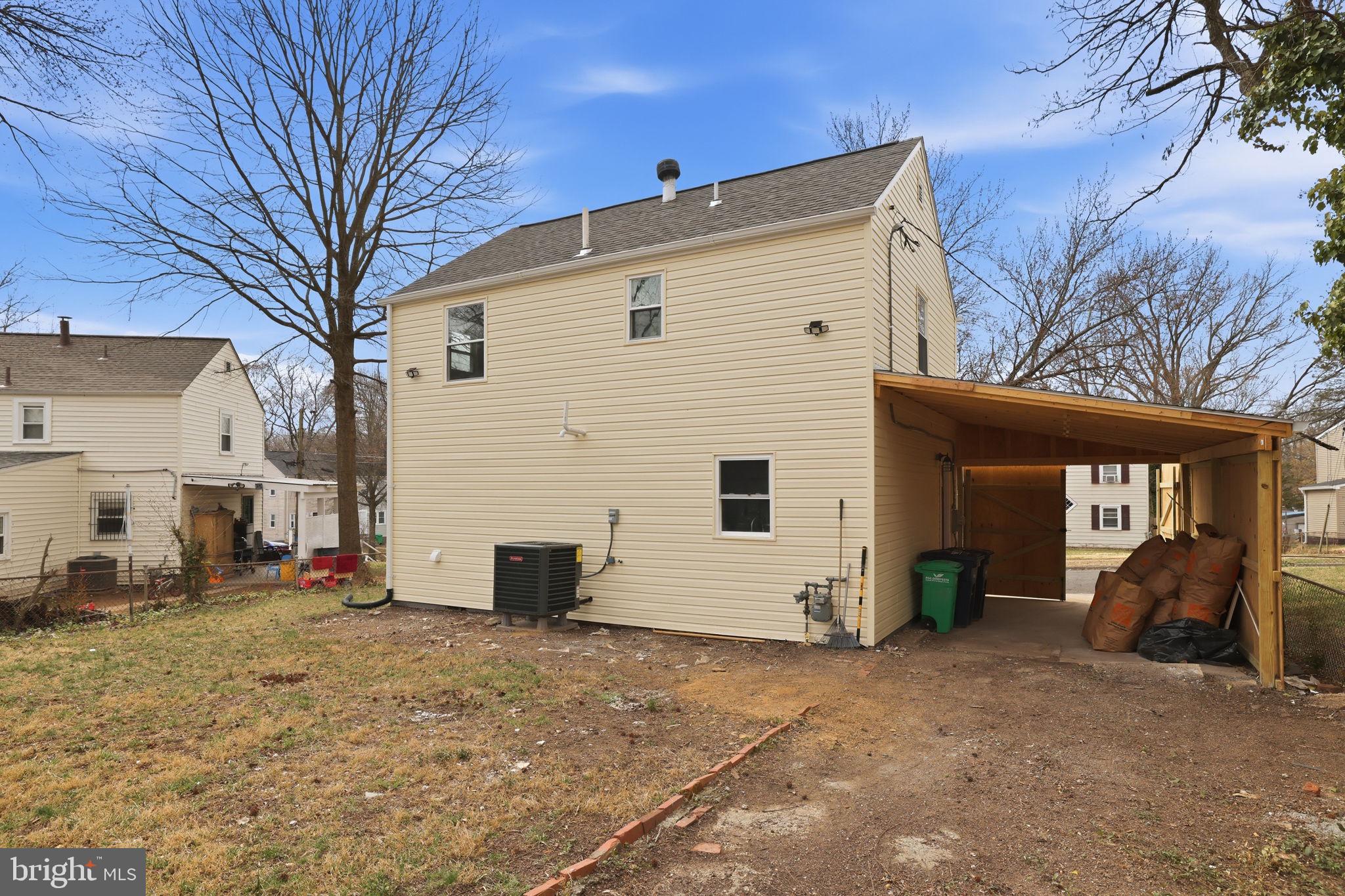 LANDOVER - Residential