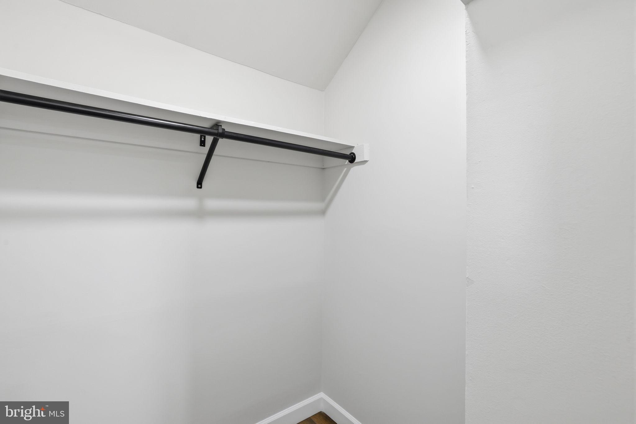 LANDOVER - Residential