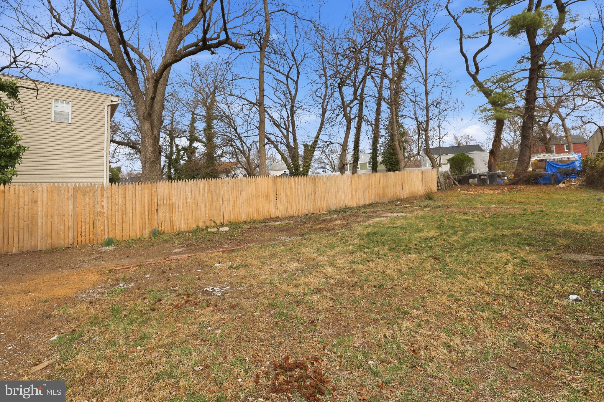 LANDOVER - Residential