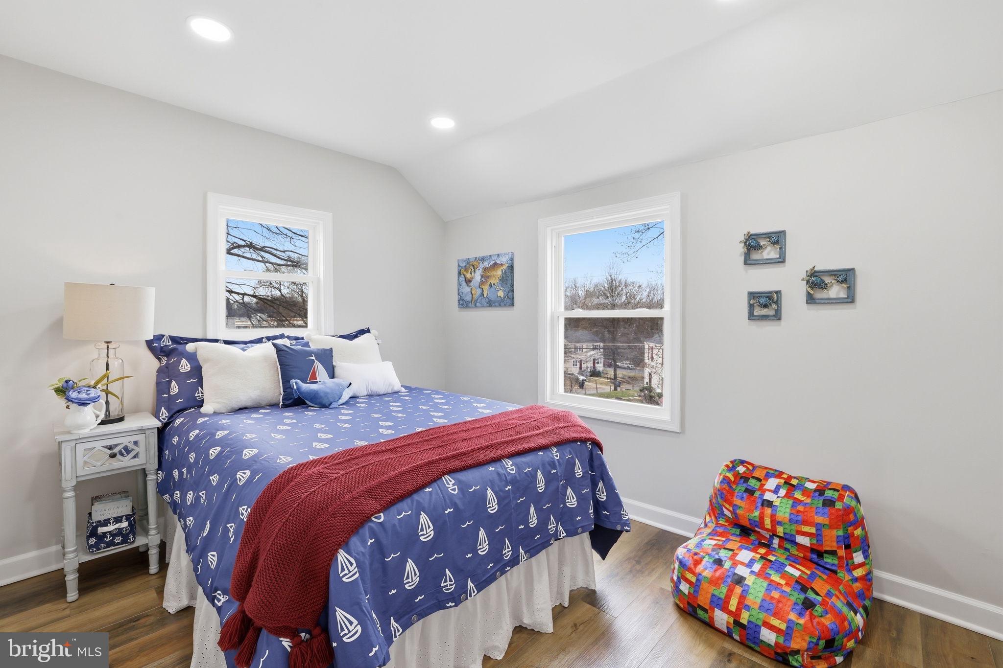 LANDOVER - Residential