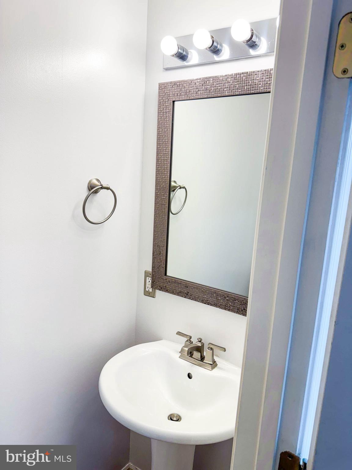 KINGSBROOK - Residential Lease