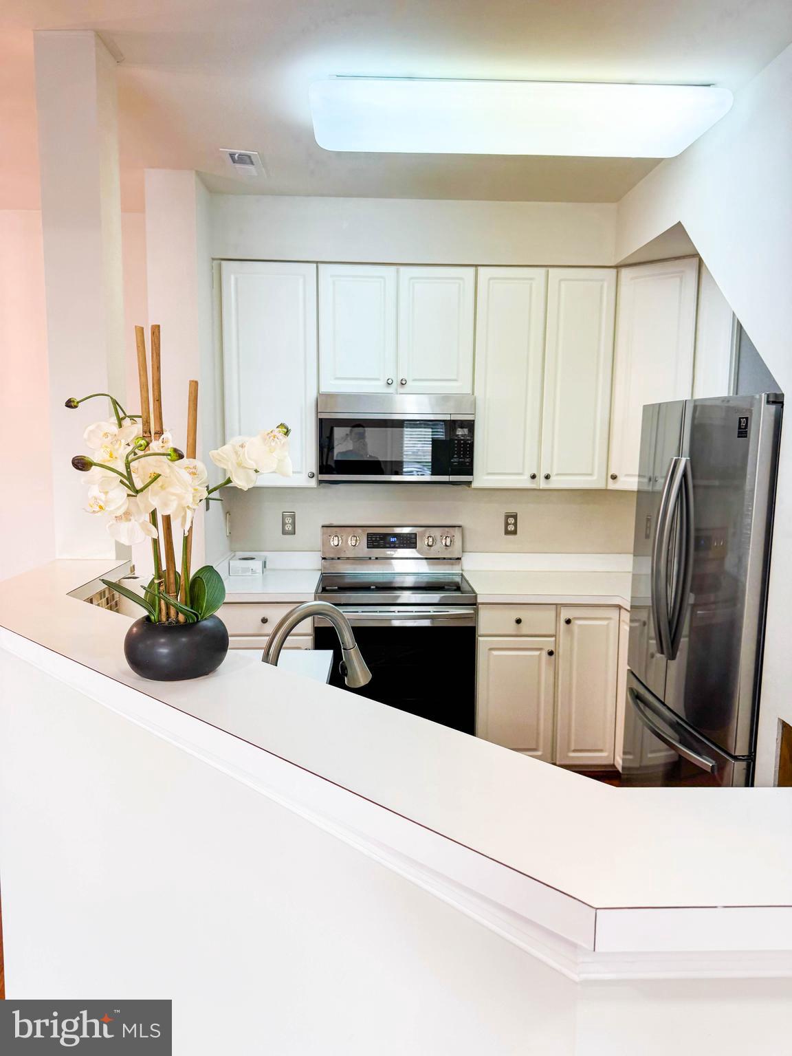 KINGSBROOK - Residential Lease