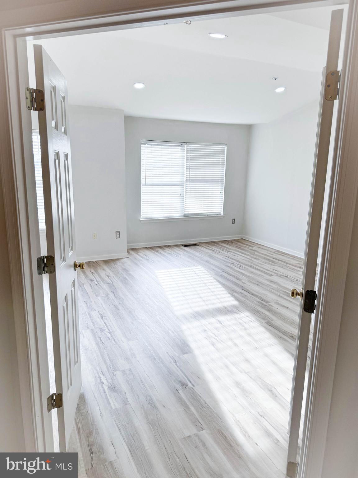 KINGSBROOK - Residential Lease