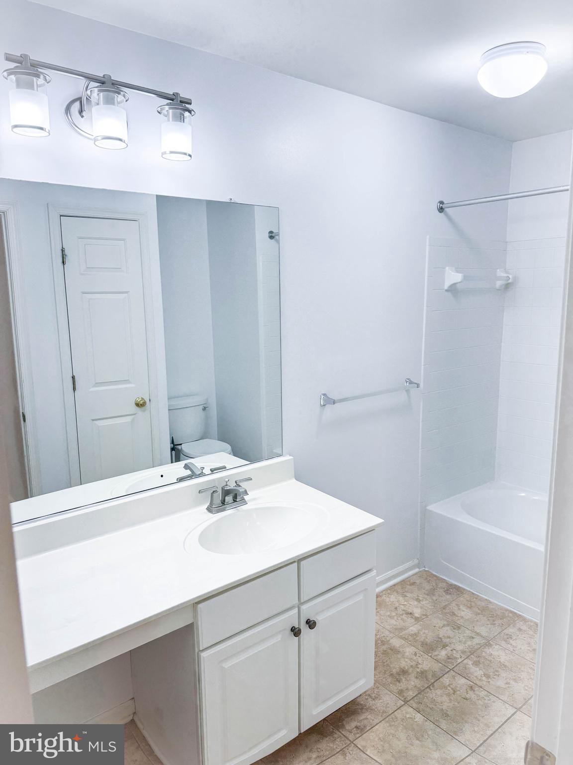 KINGSBROOK - Residential Lease