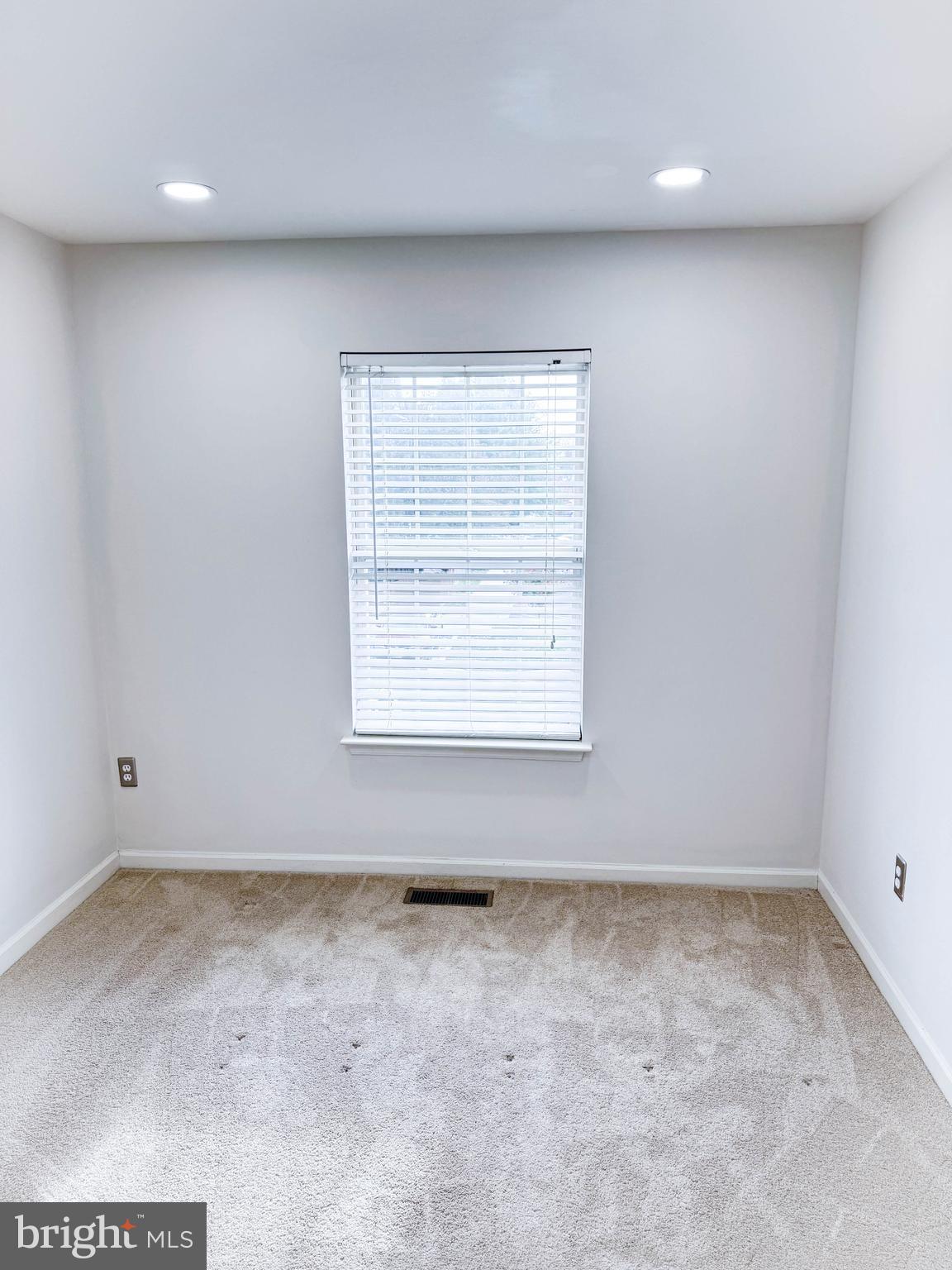 KINGSBROOK - Residential Lease