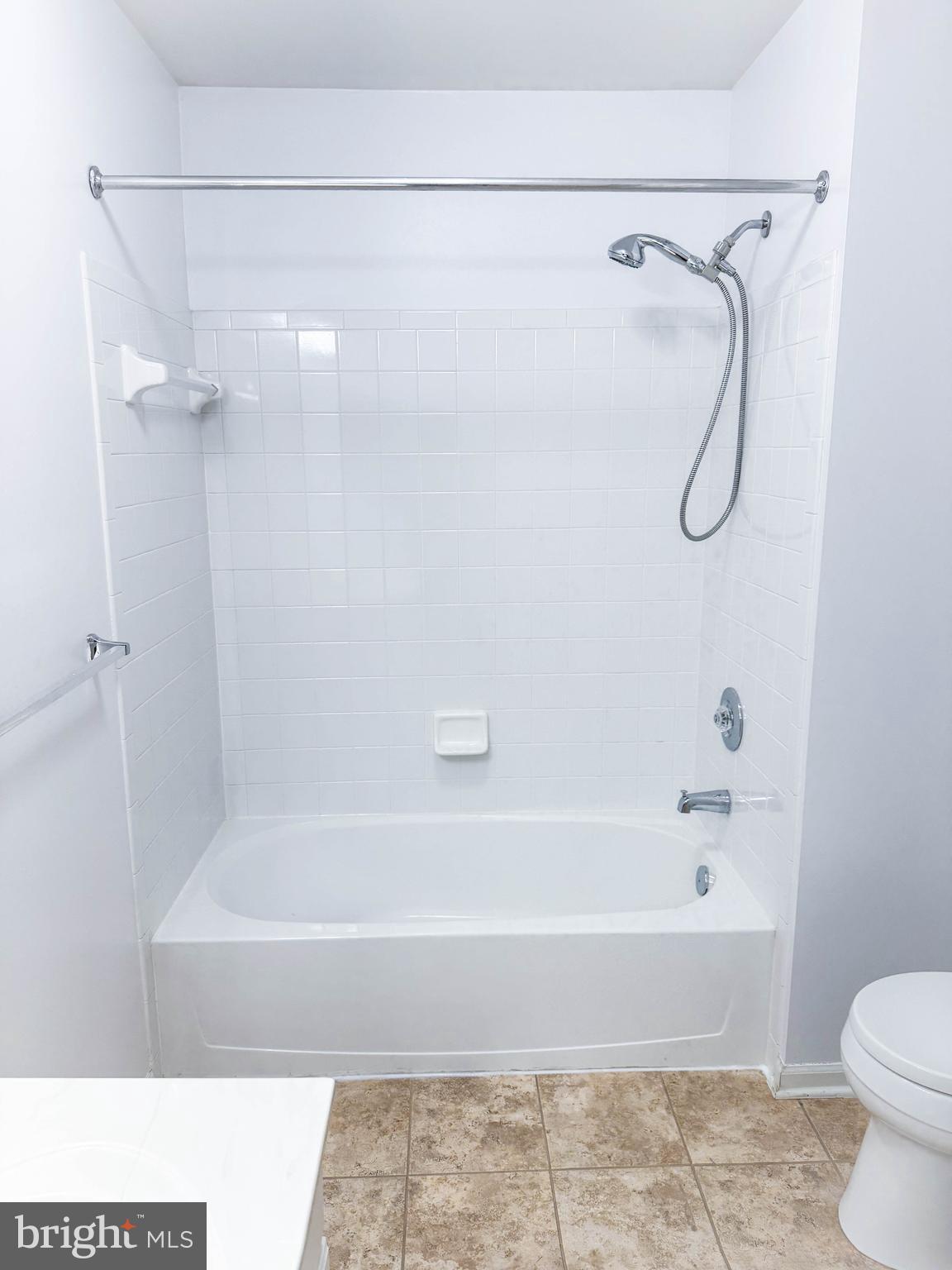 KINGSBROOK - Residential Lease