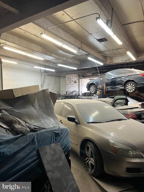 HUNTING PARK - Commercial Sale