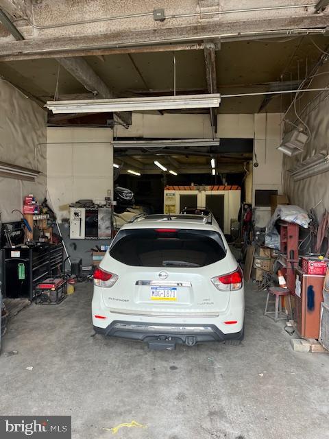 HUNTING PARK - Commercial Sale