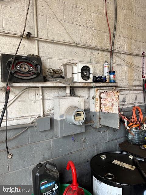 HUNTING PARK - Commercial Sale