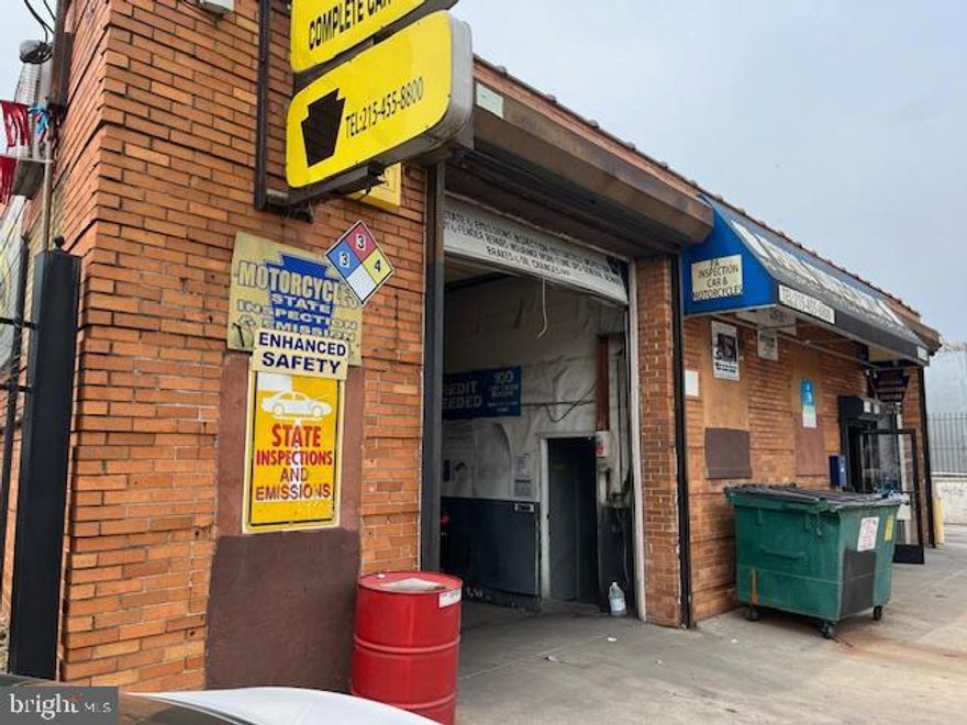 Well established body shop, State inspection station AND auto  repair business and building for sale.  There are two (2) large 12'  over head doors on either side of a 300 square foot office and two (2) bathrooms.  Sale includes two (2) auto lifts, a frame straightening machine, paint booth and paint mixing room.  Air compressor and welding machine also included.