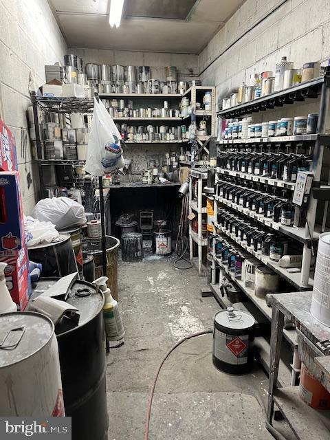HUNTING PARK - Commercial Sale