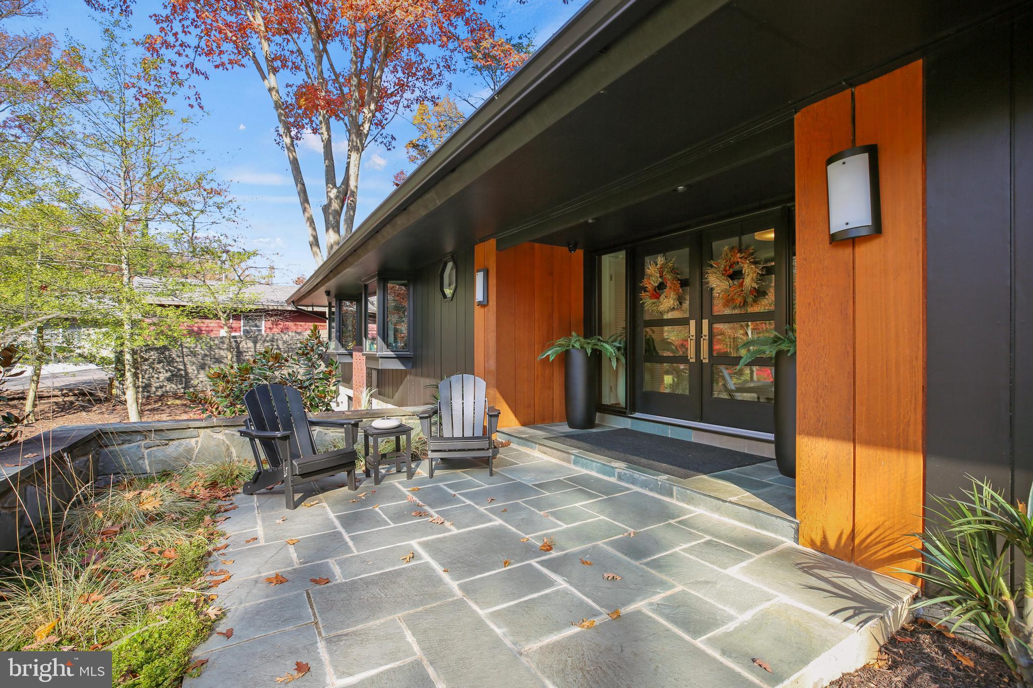 BRADLEY HILLS - Residential