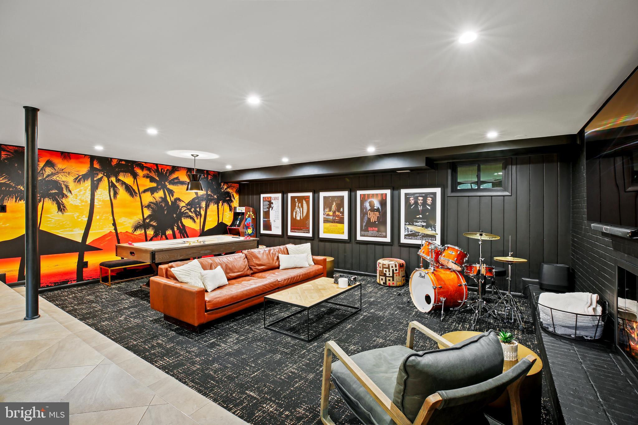 BRADLEY HILLS - Residential