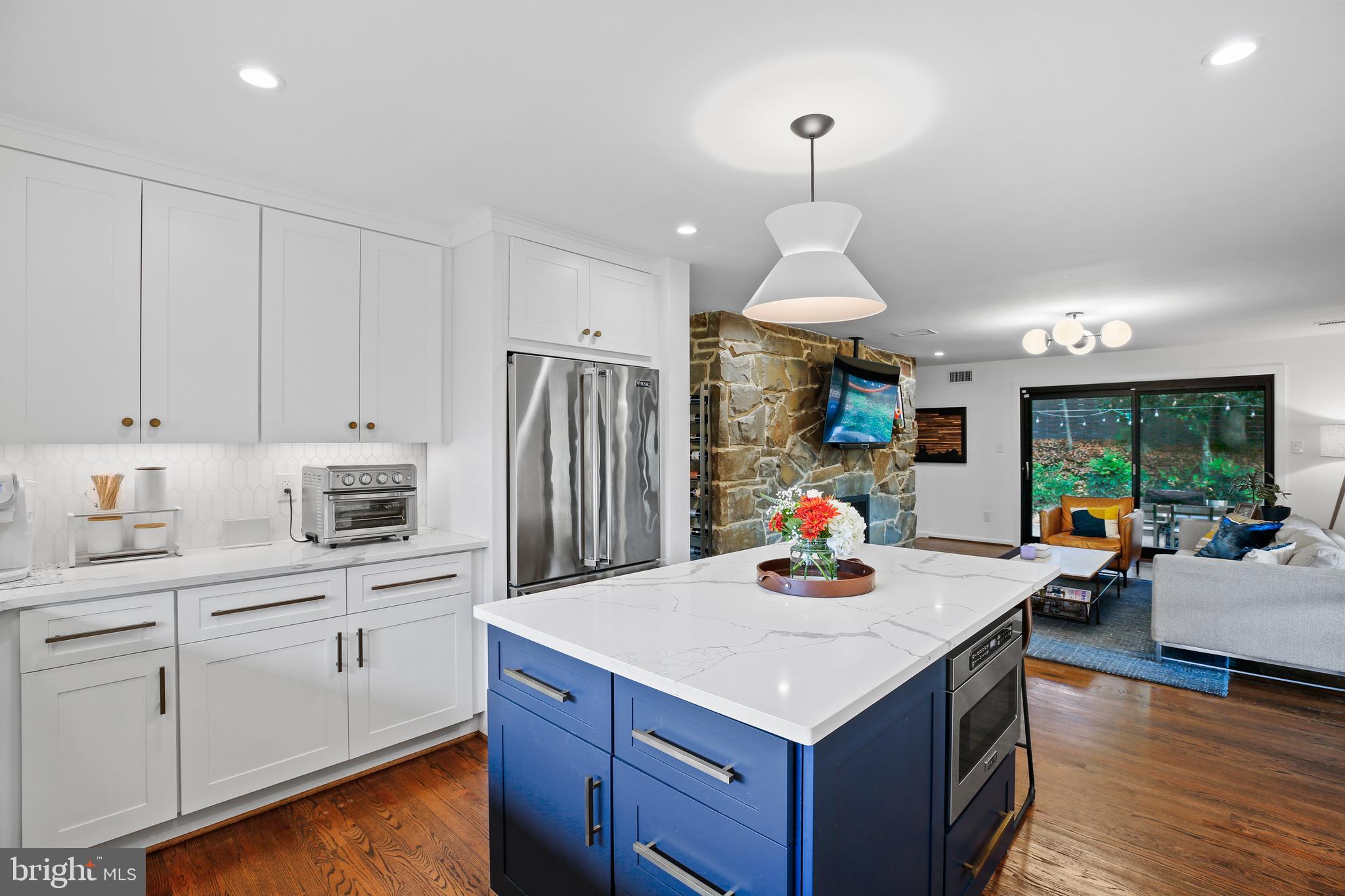 BRADLEY HILLS - Residential